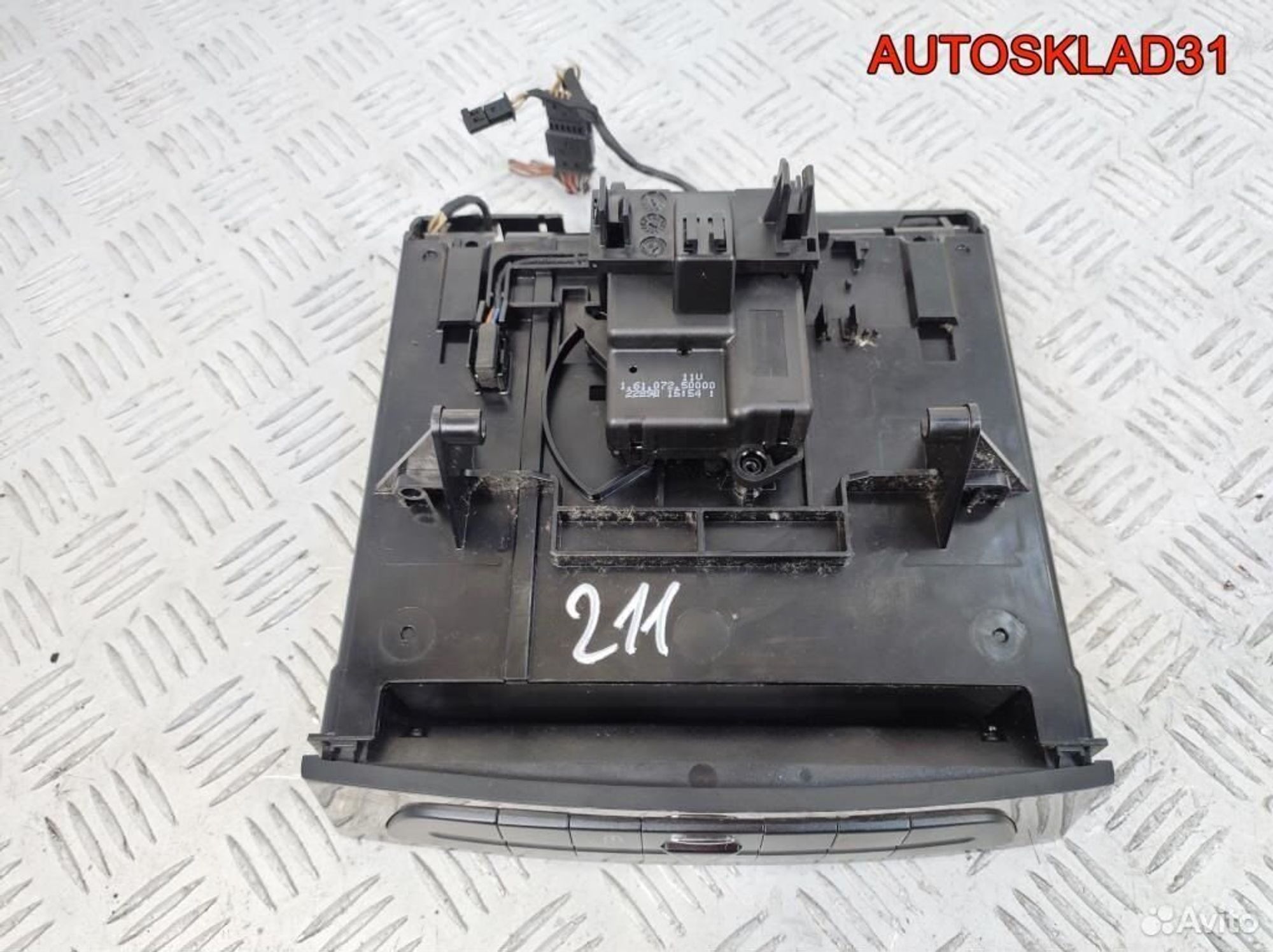 Блок кнопок Mercedes Benz W211 A2116800552, 2100 рублей, Дубовое