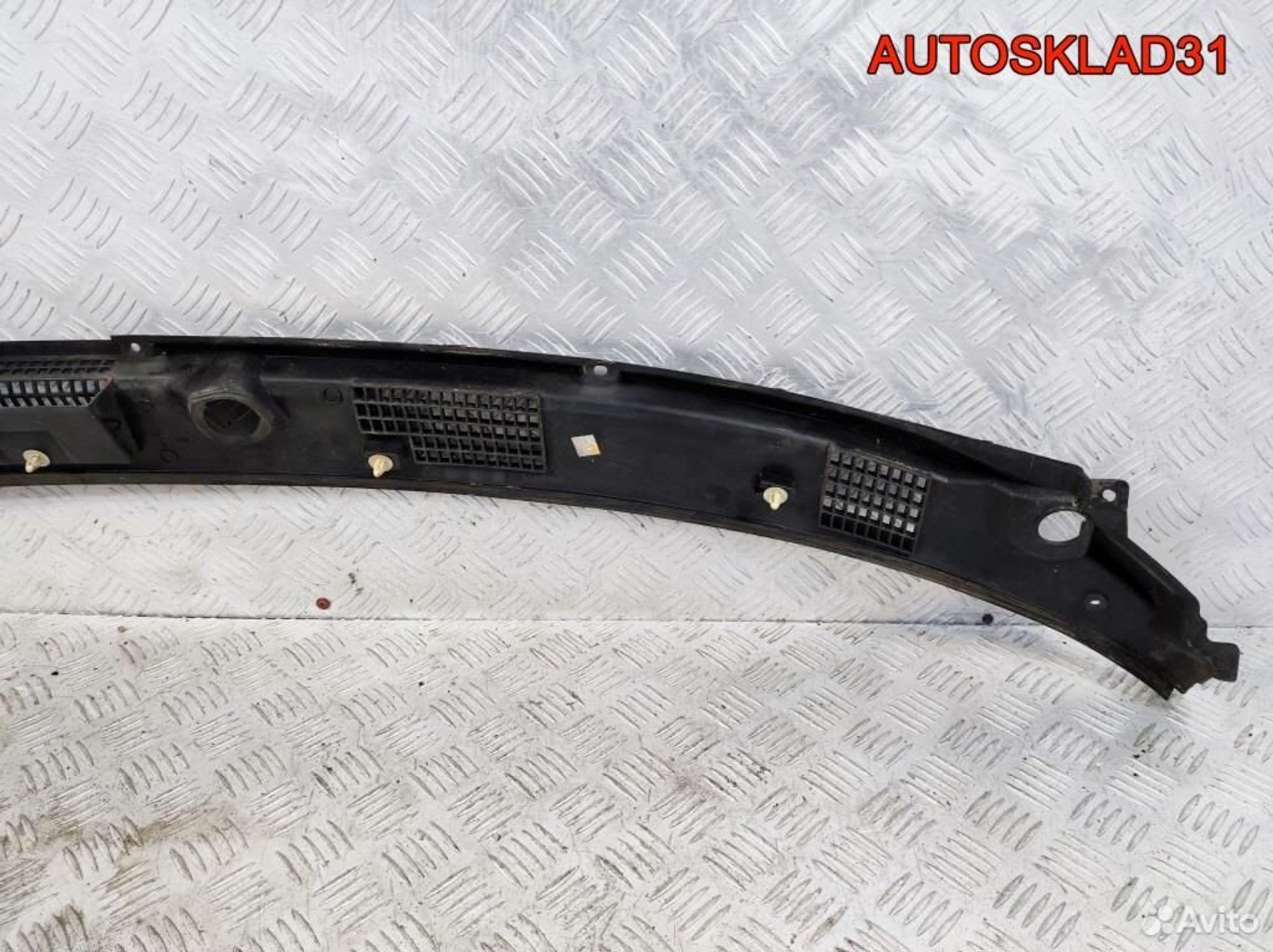 Решетка стеклоочистителя Mitsubishi Carisma DA MB9, 1300 рублей, Дубовое