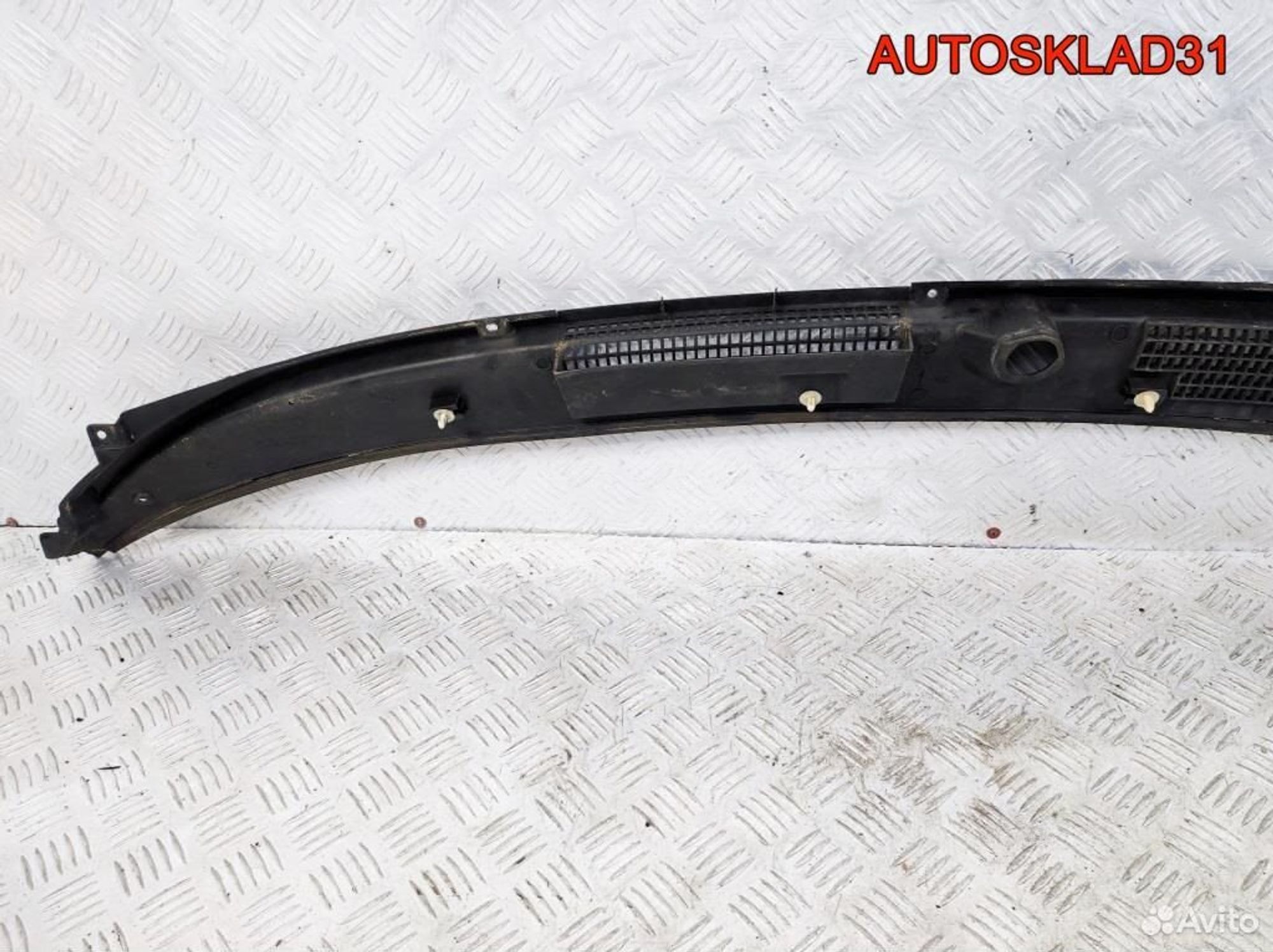 Решетка стеклоочистителя Mitsubishi Carisma DA MB9, 1300 рублей, Дубовое