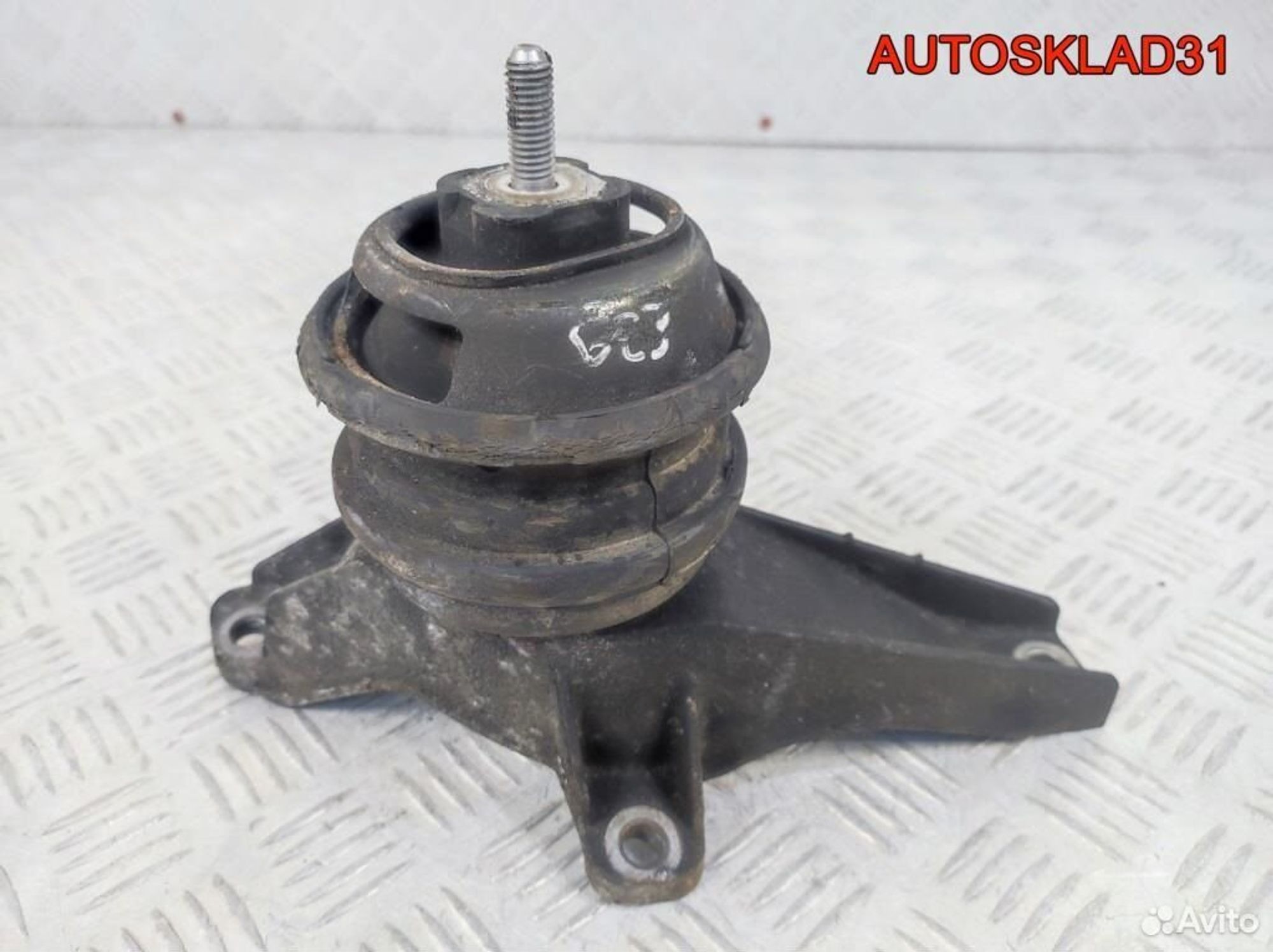 Кронштейн двигателя левый BMW E39 22116751281, 3600 рублей, Дубовое