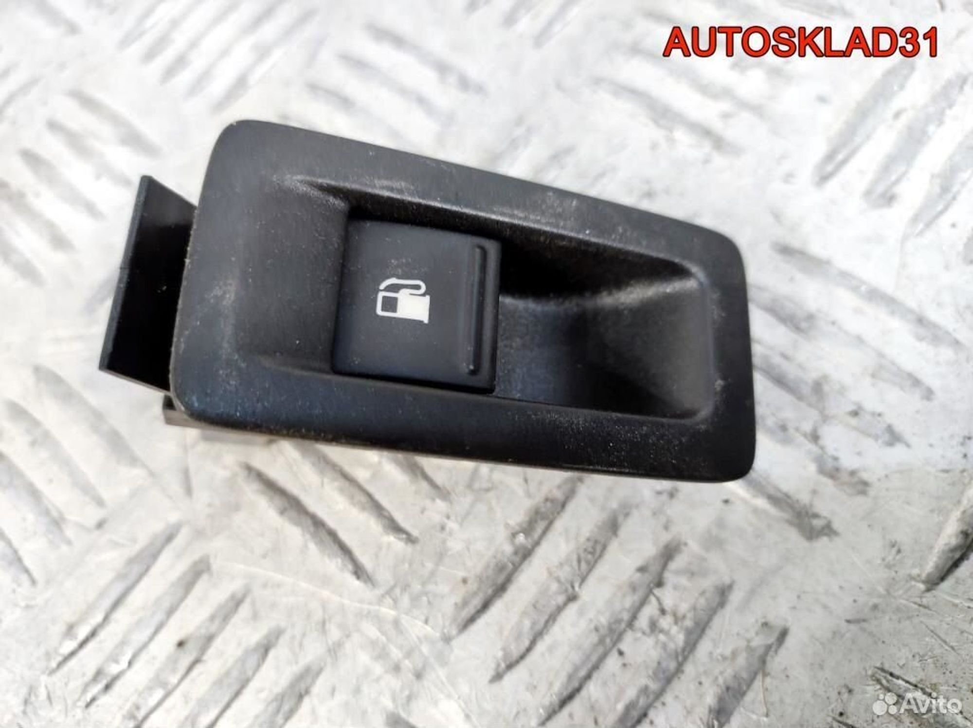 Кнопка открывания лючка бензобака VW Touran, 600 рублей, Дубовое