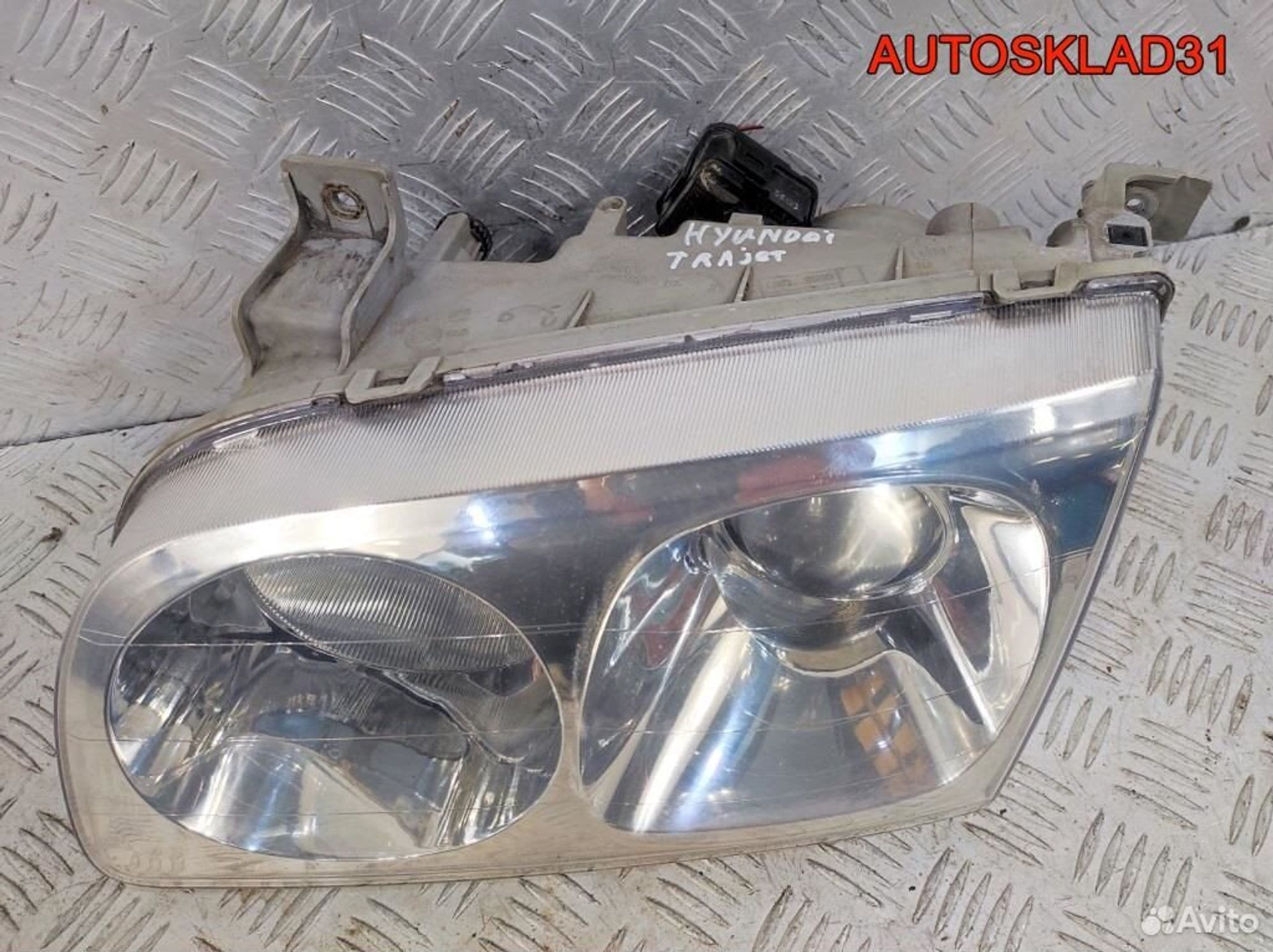 Фара левая Hyundai Trajet 921033А000, 9800 рублей, Дубовое