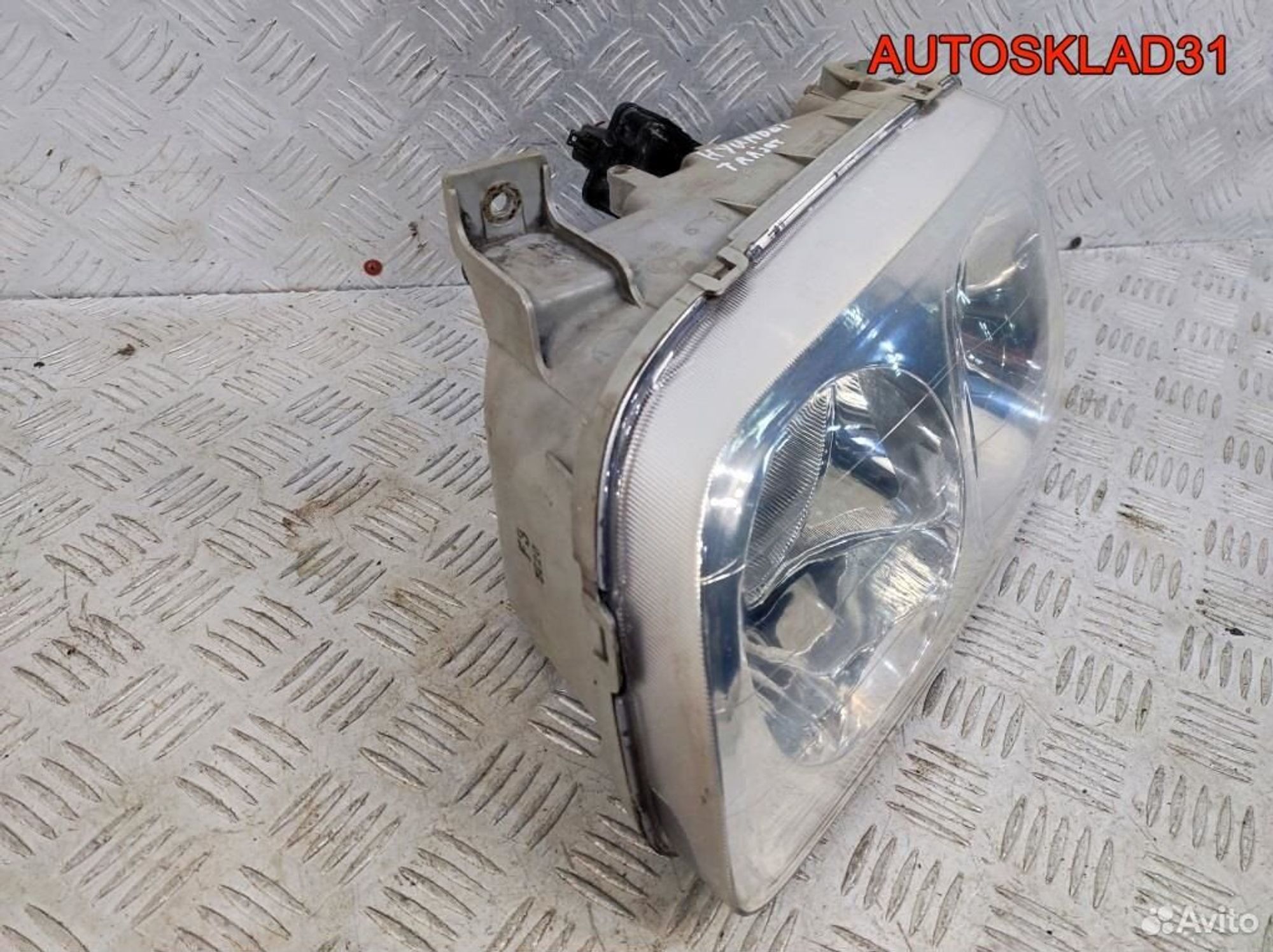 Фара левая Hyundai Trajet 921033А000, 9800 рублей, Дубовое