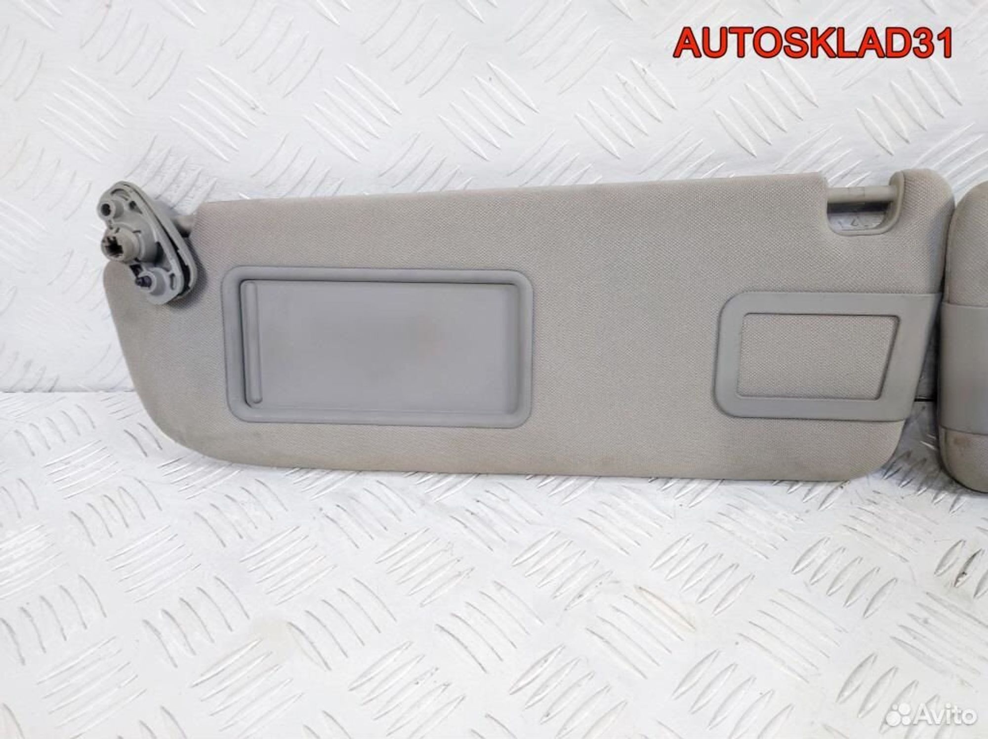 Козырек солнцезащитный комплект A8 D3 4E0857551, 1700 рублей, Дубовое