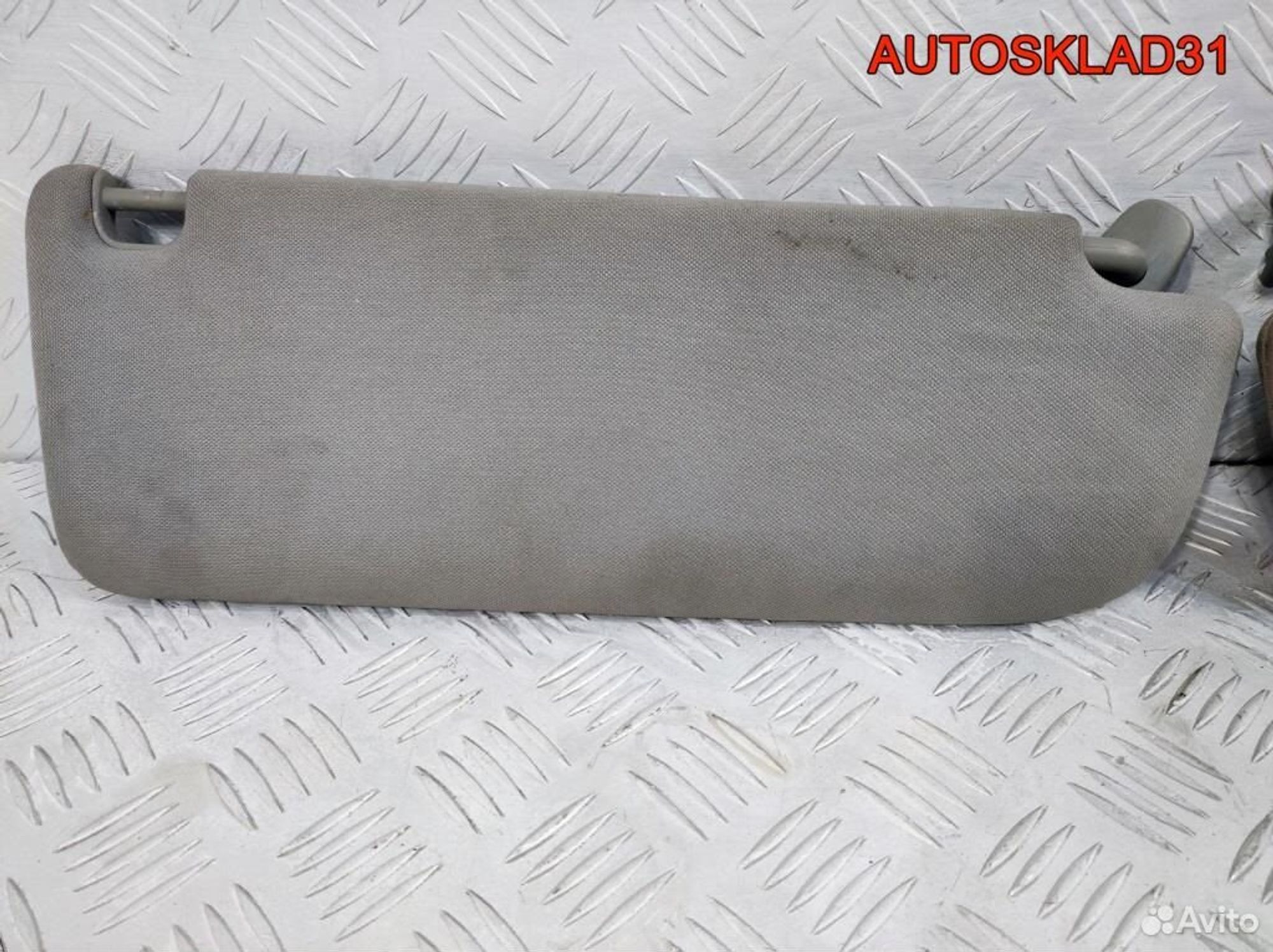 Козырек солнцезащитный комплект A8 D3 4E0857551, 1700 рублей, Дубовое