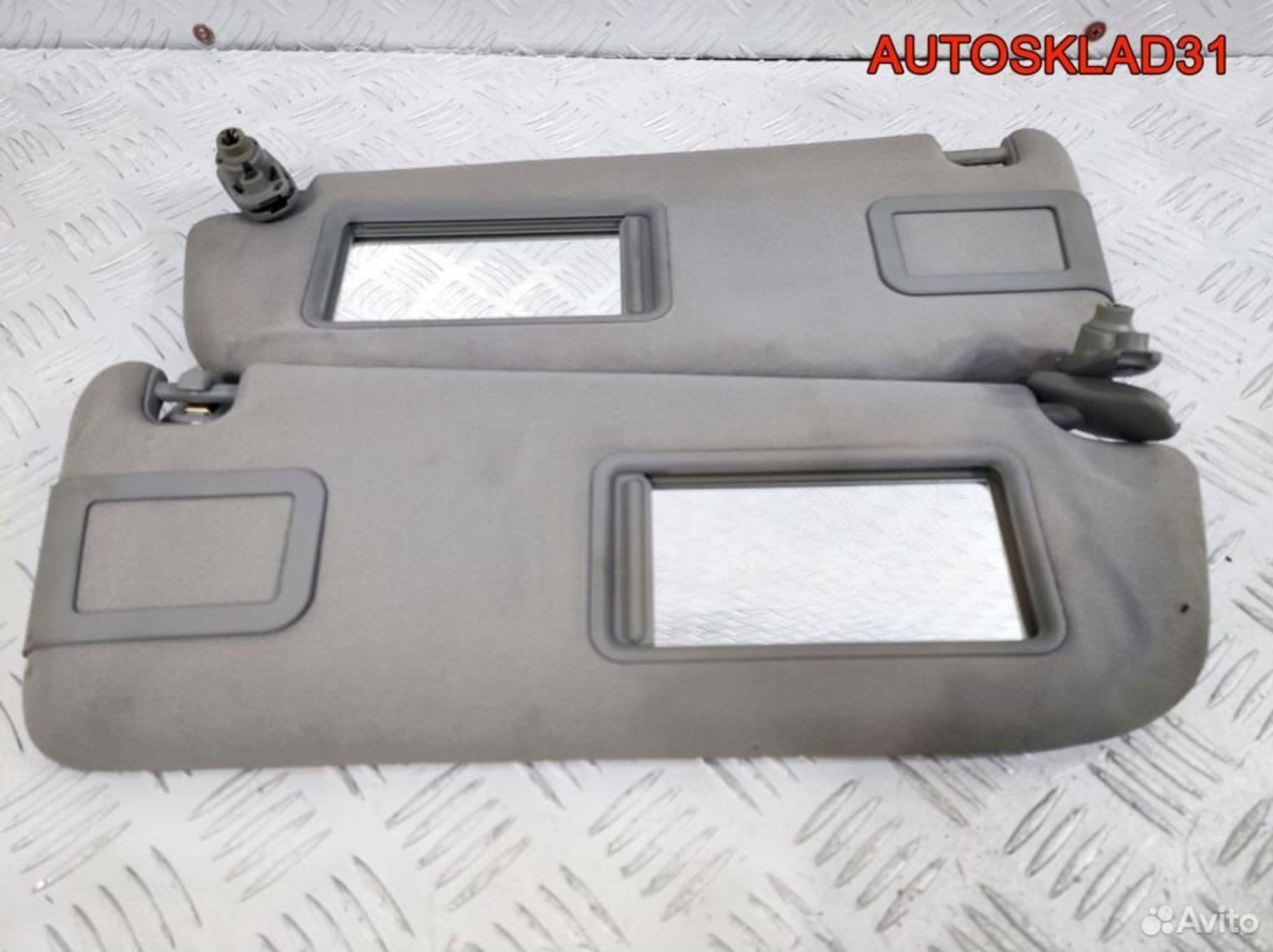 Козырек солнцезащитный комплект A8 D3 4E0857551, 1700 рублей, Дубовое