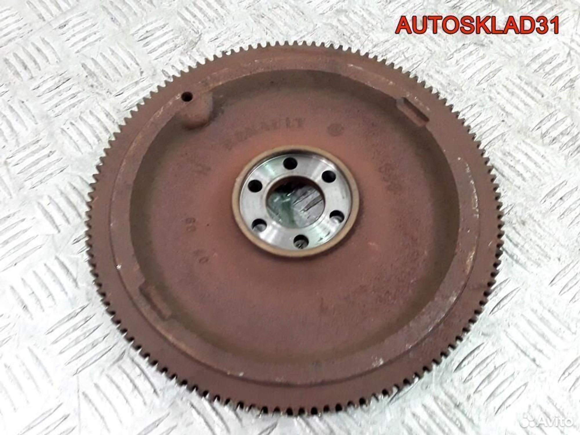 Маховик МКПП Renault Sander 1,2 D4F 732 8200498703, 900 рублей, Дубовое