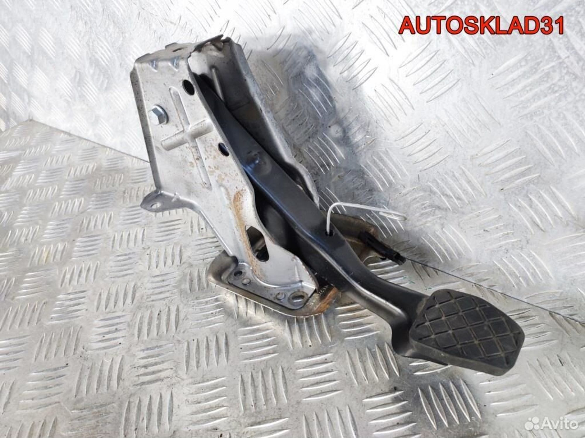 Педаль тормоза Volkswagen Passat B6 1K1721057AA, 1100 рублей, Дубовое