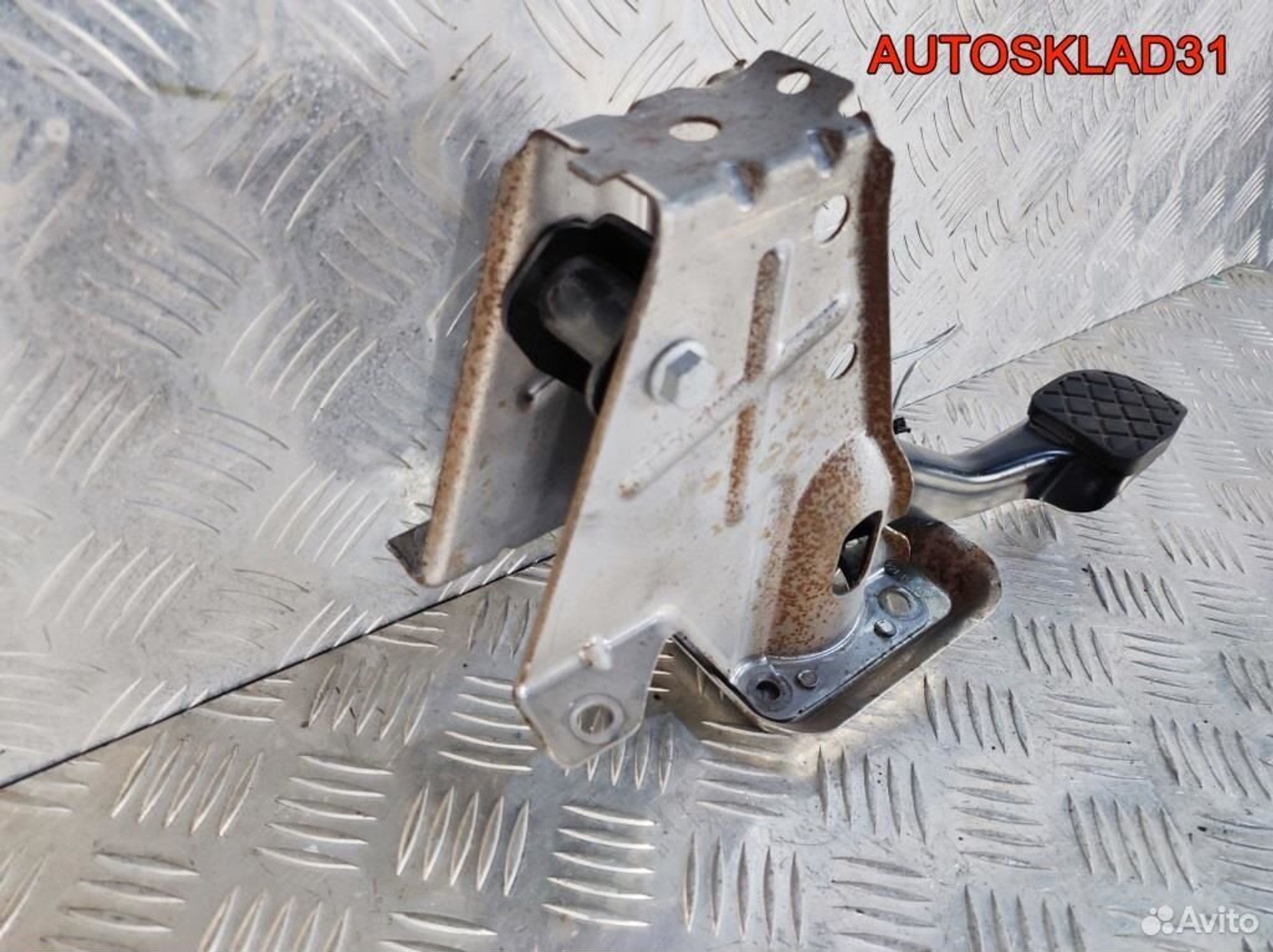 Педаль тормоза Volkswagen Passat B6 1K1721057AA, 1100 рублей, Дубовое