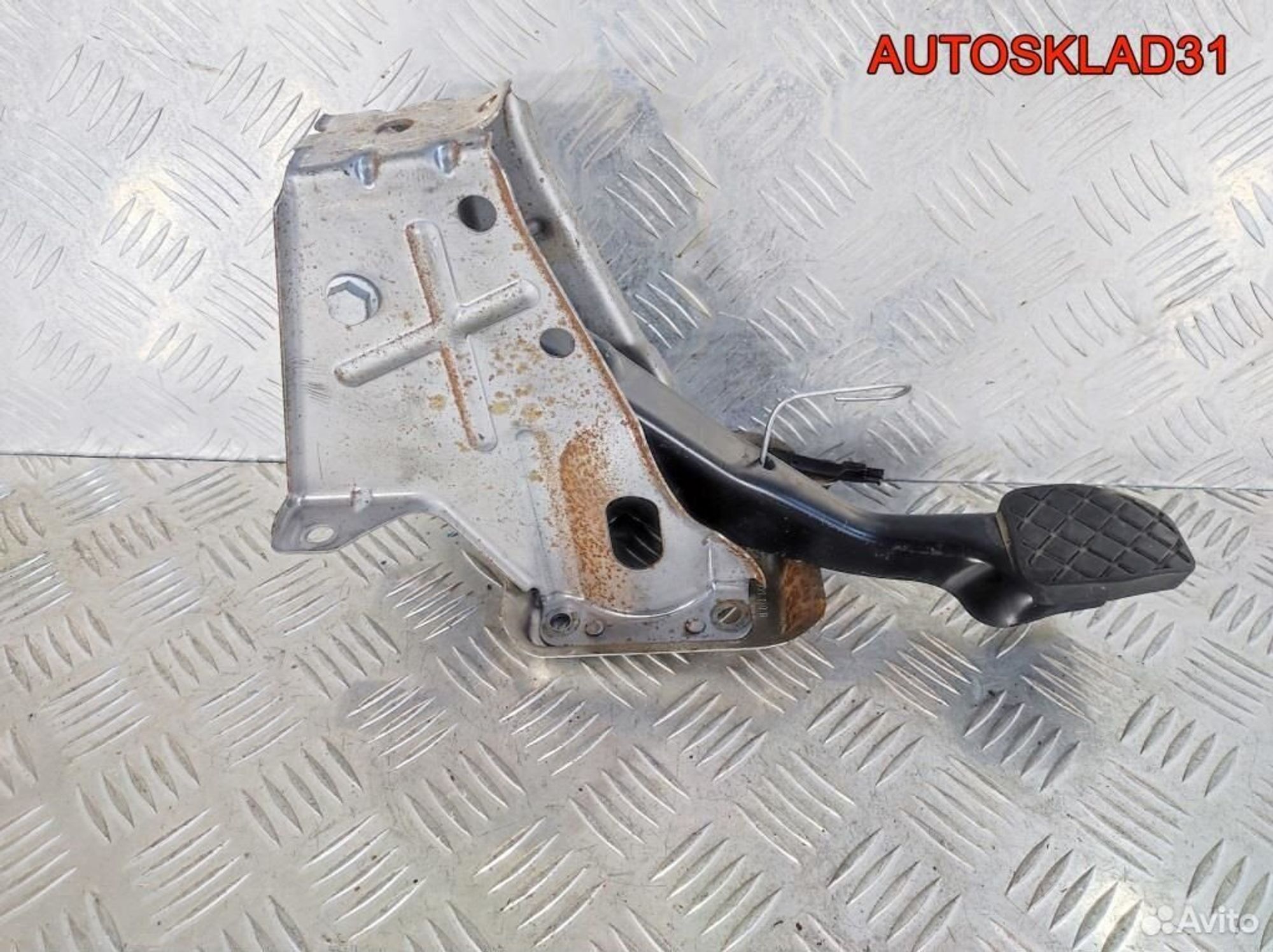 Педаль тормоза Volkswagen Passat B6 1K1721057AA, 1100 рублей, Дубовое