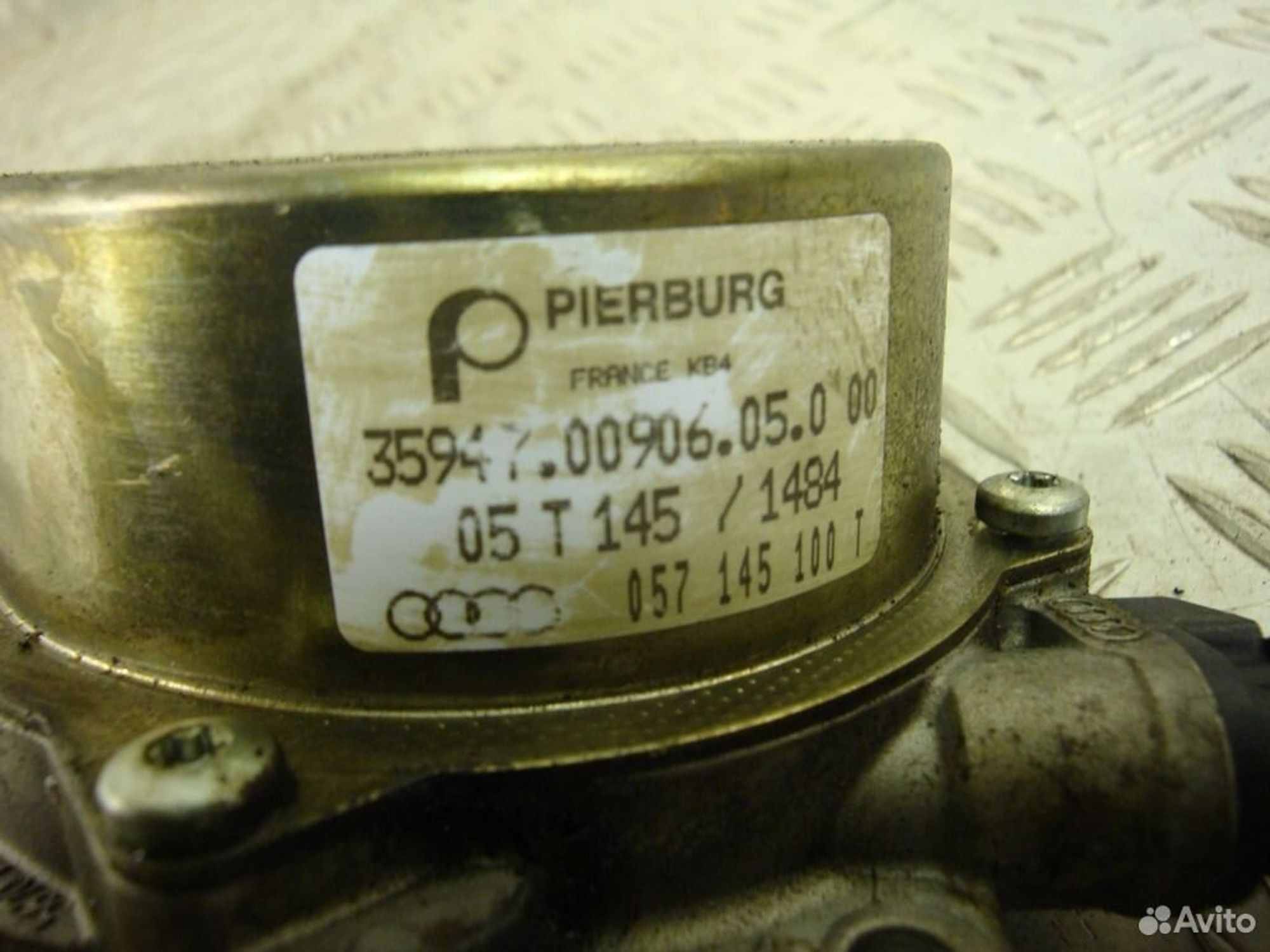 Вакуумный насос Audi A6 C6 3,0 тди 057145100Т, 3600 рублей, Дубовое