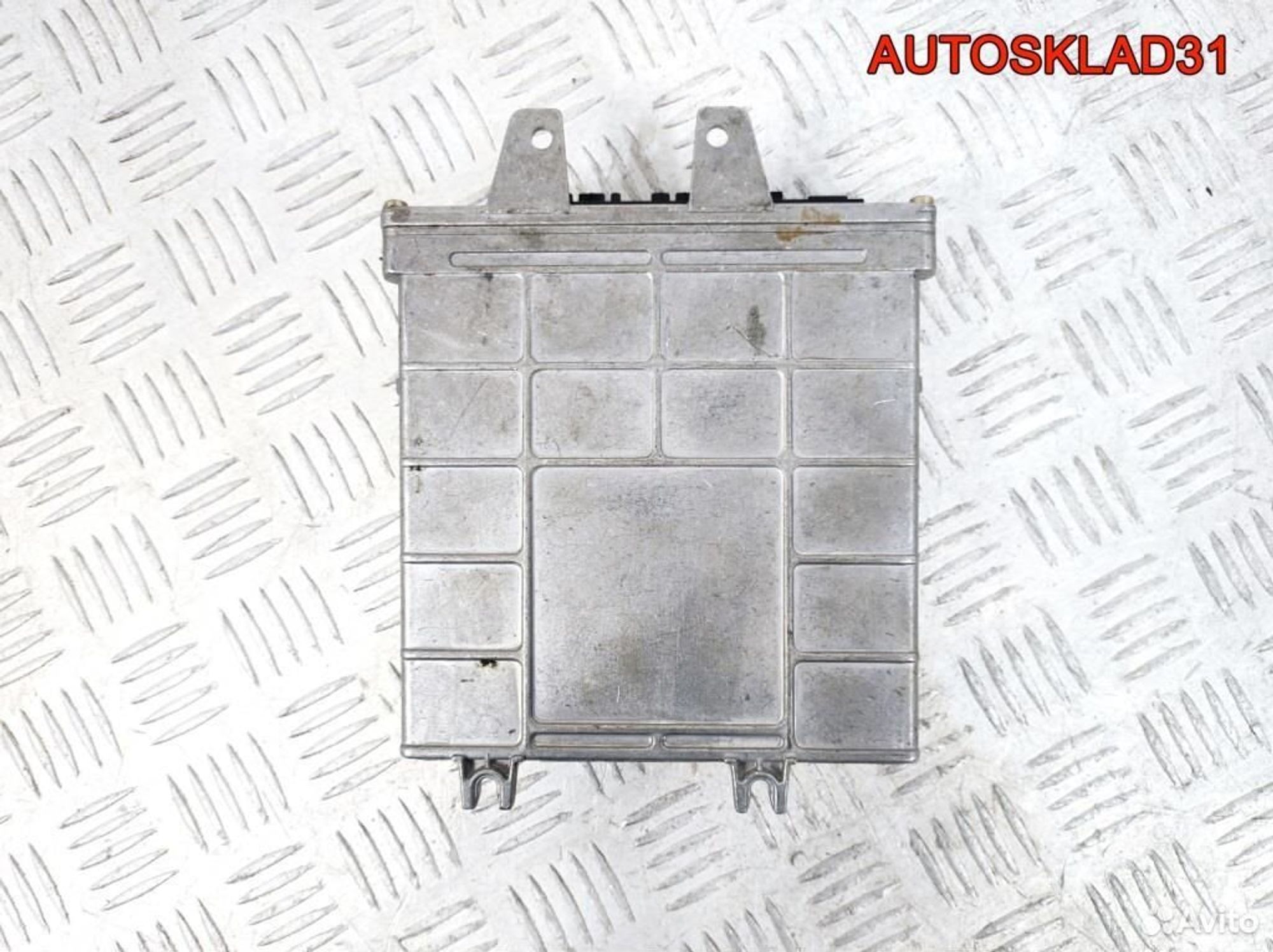 Блок эбу Audi A4 B5 1.8 ADR 8D0907557A Бензин, 3200 рублей, Дубовое