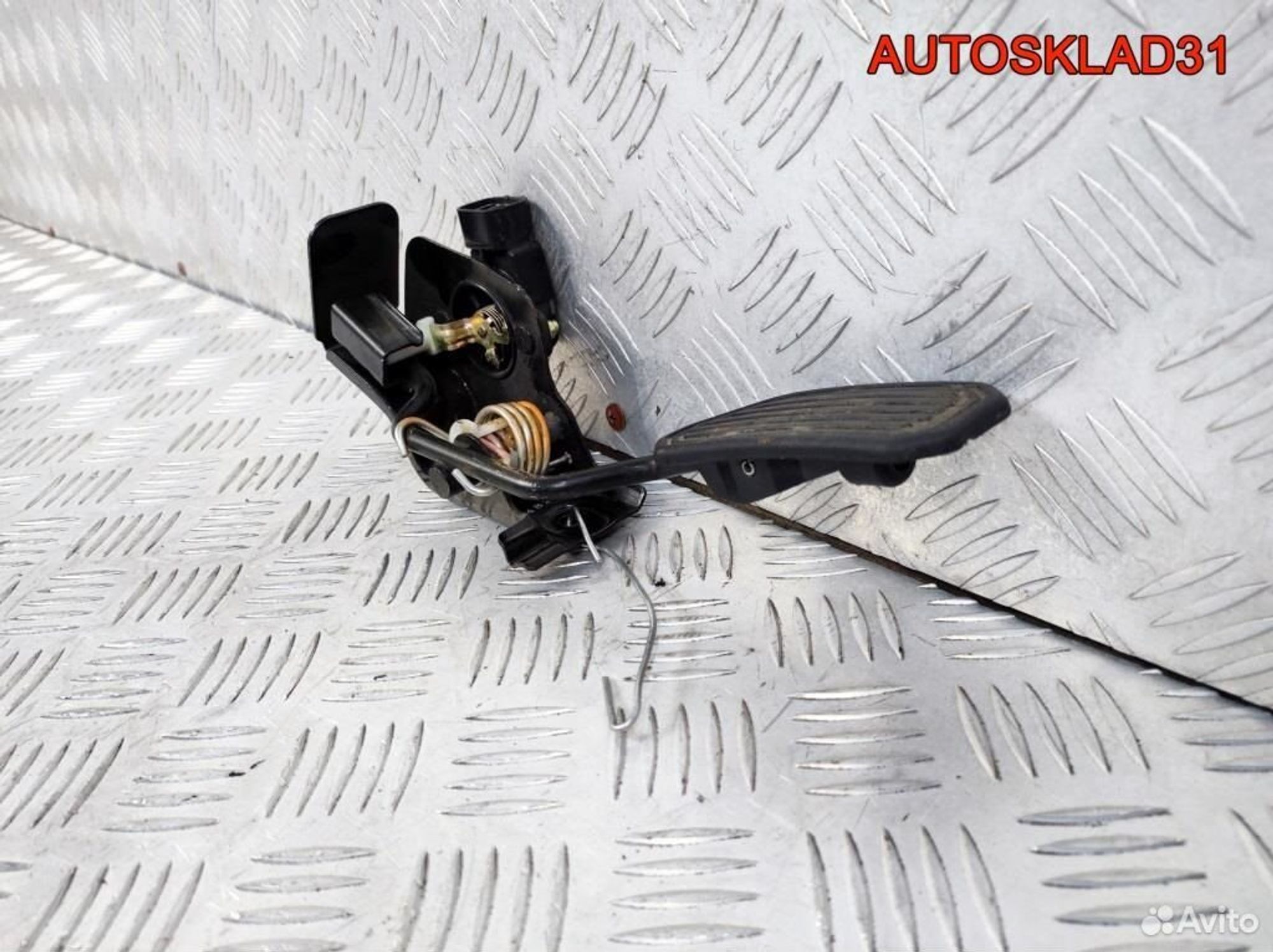 Педаль газа Toyota Avensis 2 7801013023, 1700 рублей, Дубовое