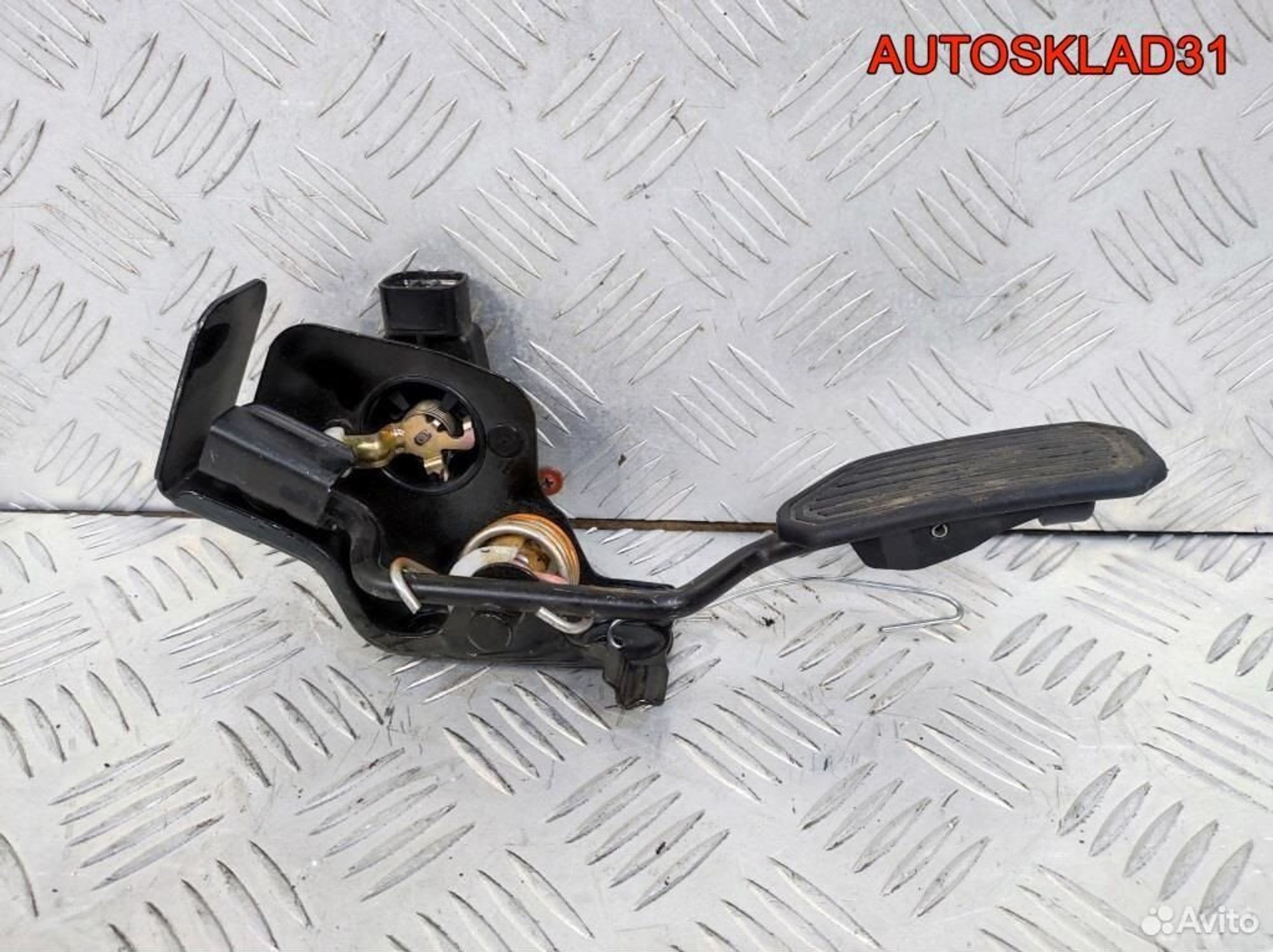 Педаль газа Toyota Avensis 2 7801013023, 1700 рублей, Дубовое