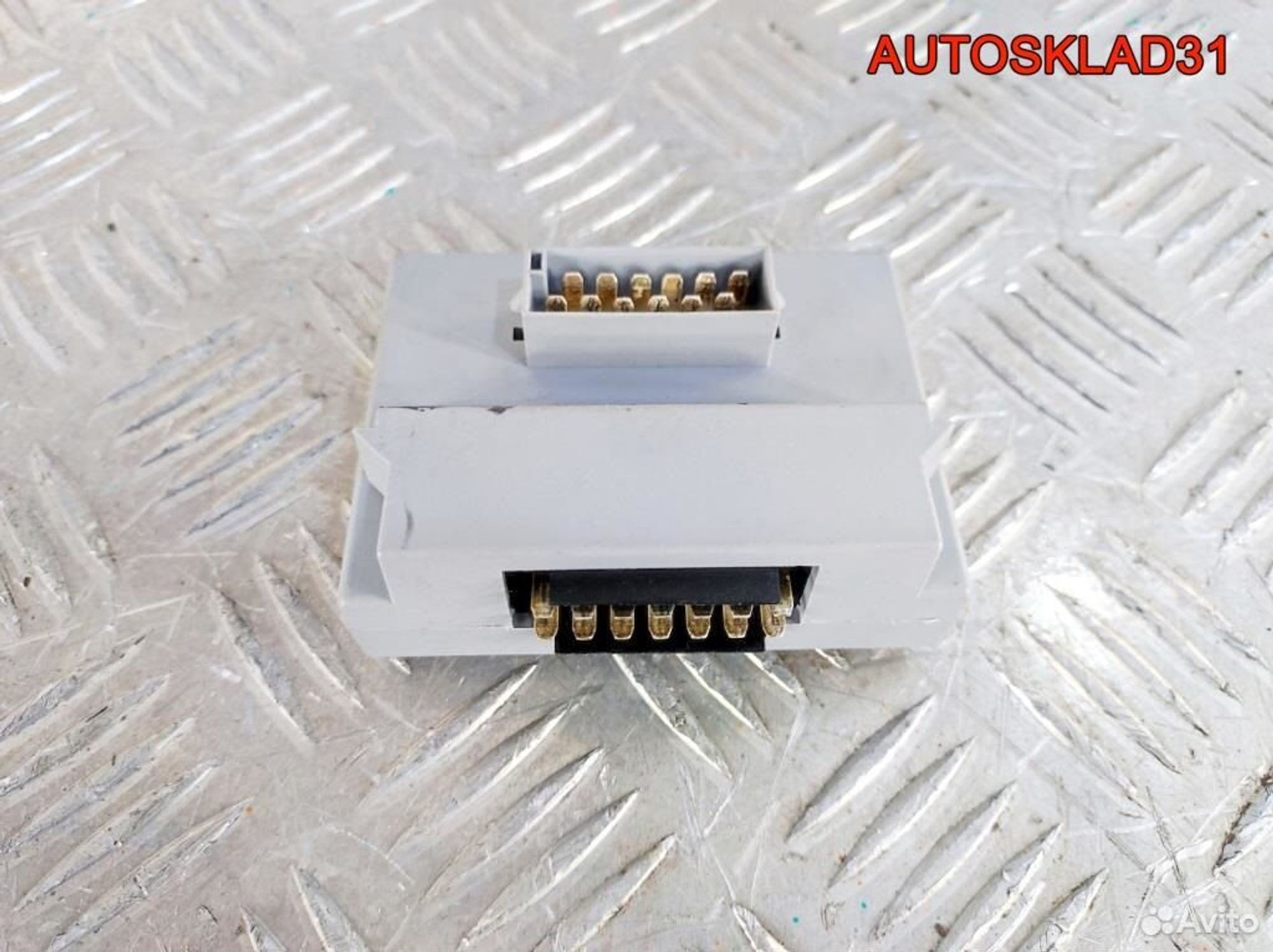 Блок управления фаркопа Opel Insignia 10R035755, 2600 рублей, Дубовое