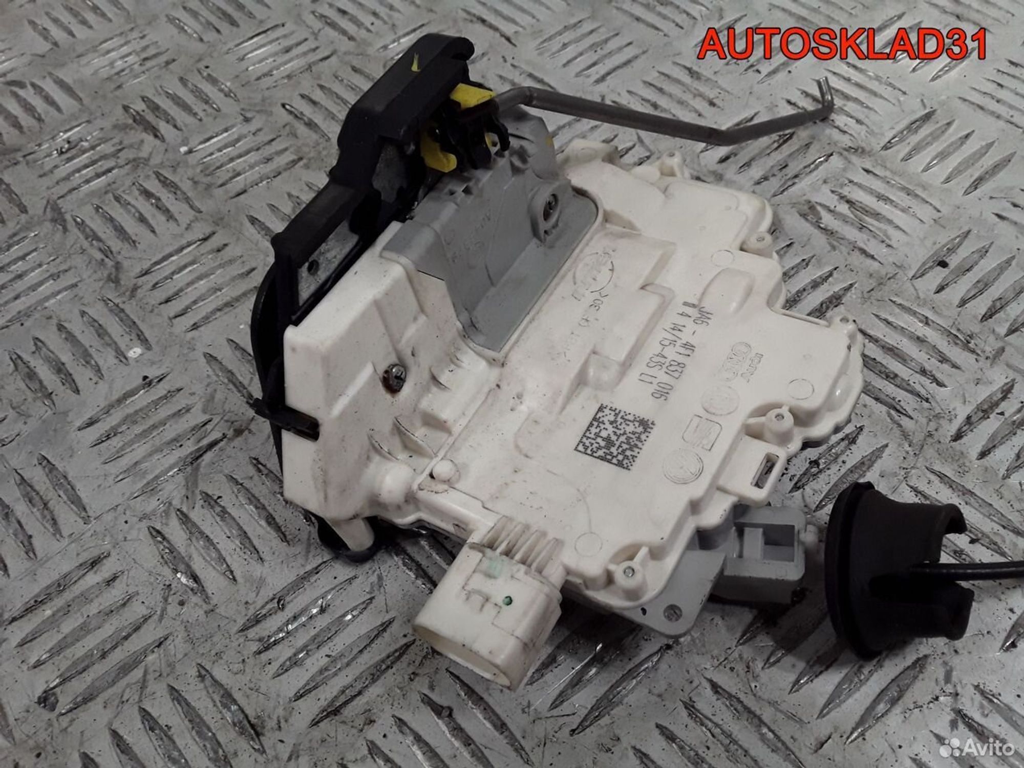 Замок двери передней правой Audi A6 C6 4F1837016, 4500 рублей, Дубовое