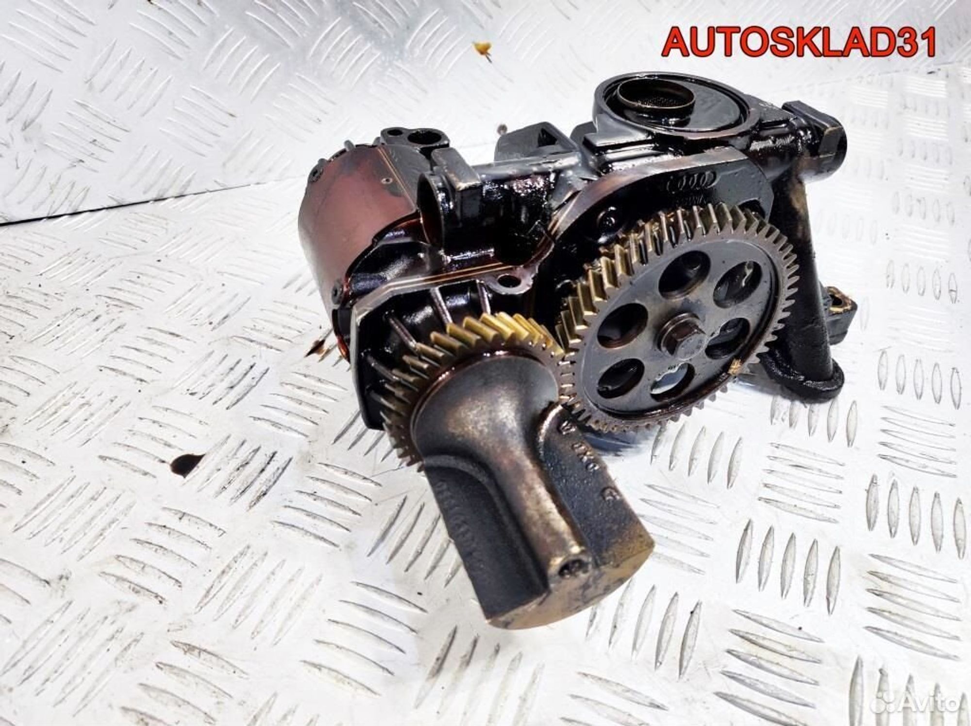 Масляный насос Audi A6 C5 AVK ASN BBJ 06C103535J, 15000 рублей, Дубовое