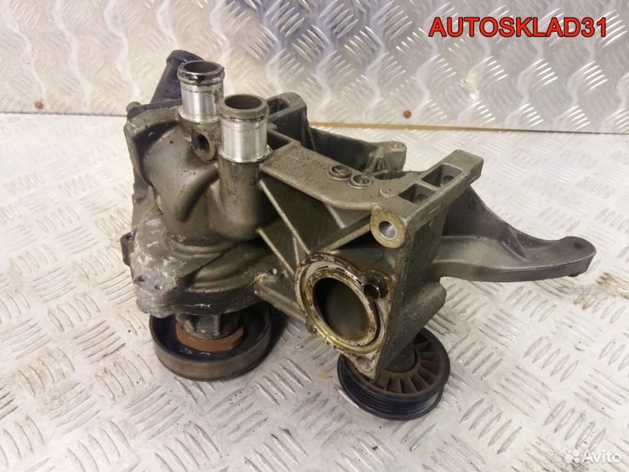 Кронштейн генератора бу на Пассат Б5 1.9 тди афн, 3600 рублей, Дубовое