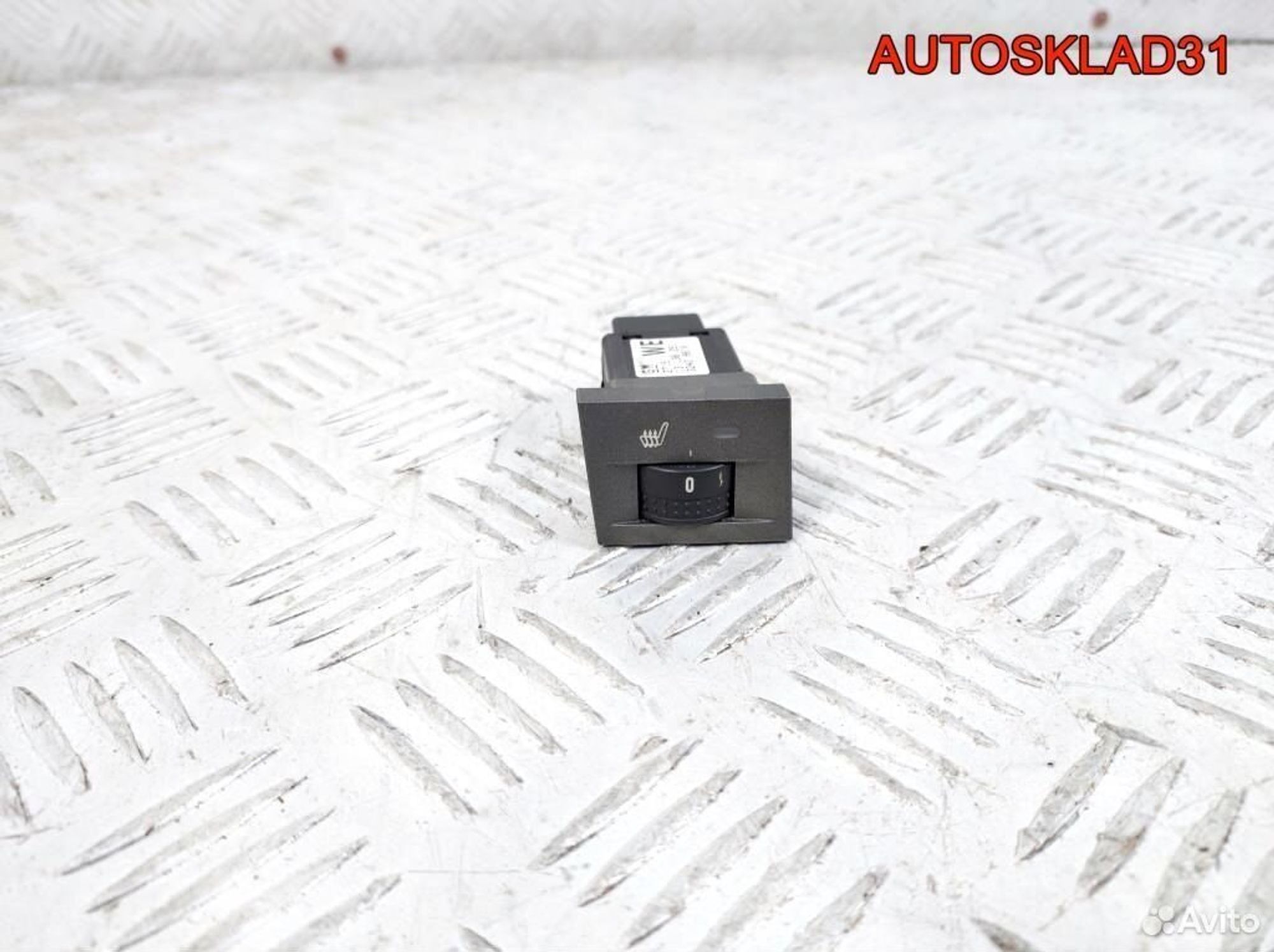 Кнопка обогрева сидений Opel Vectra C 13138251, 600 рублей, Дубовое