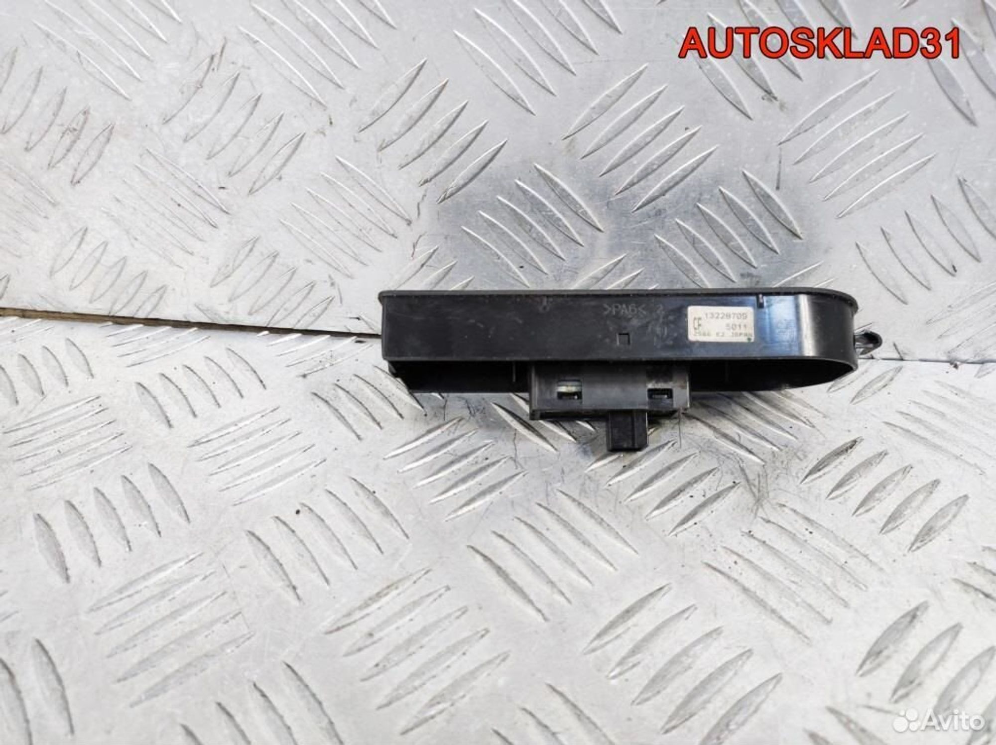 Кнопка стеклоподъемника перед правая Opel Astra H, 600 рублей, Дубовое