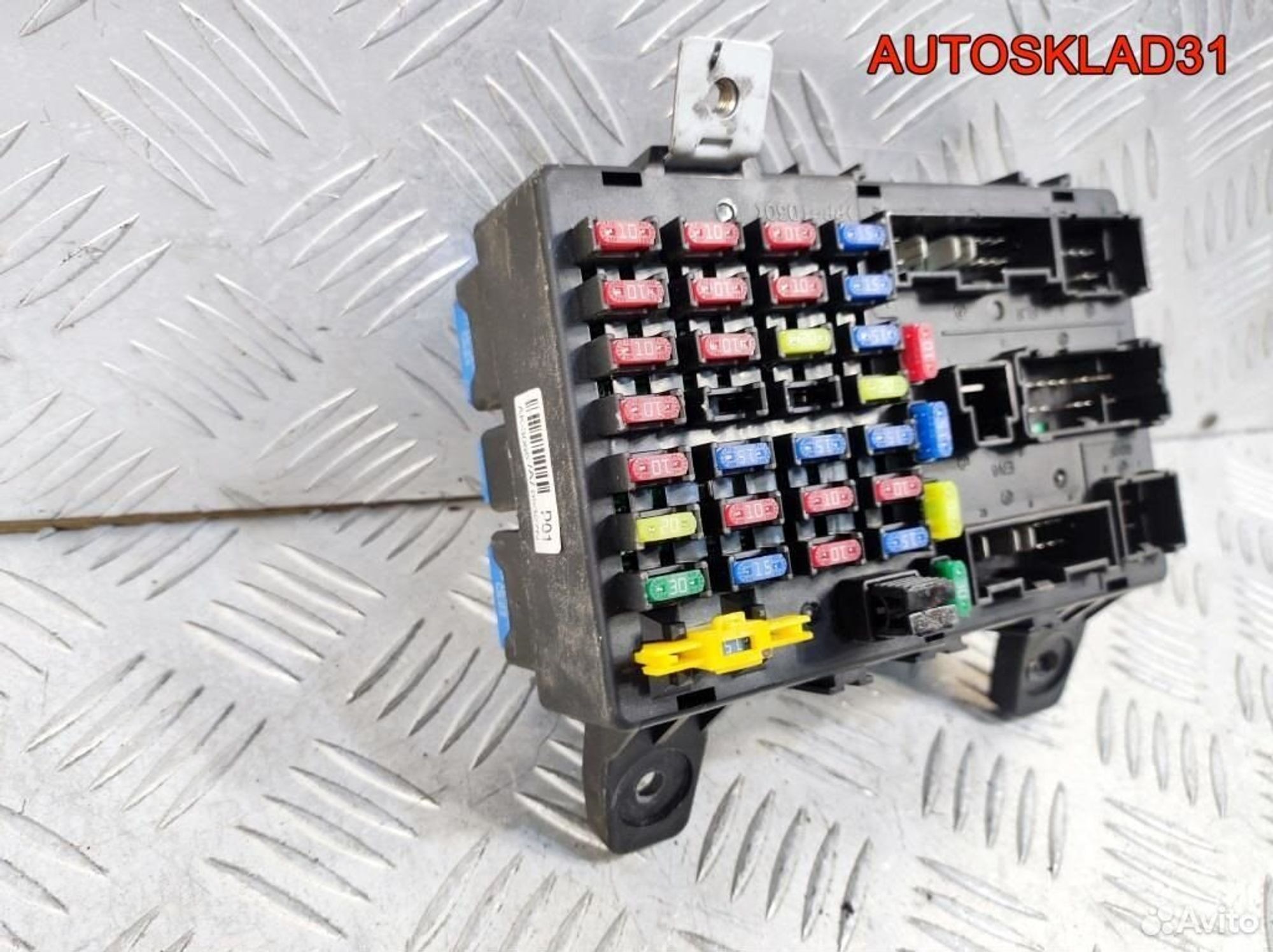 Блок предохранителей Hyundai Getz 911981C020, 2600 рублей, Дубовое