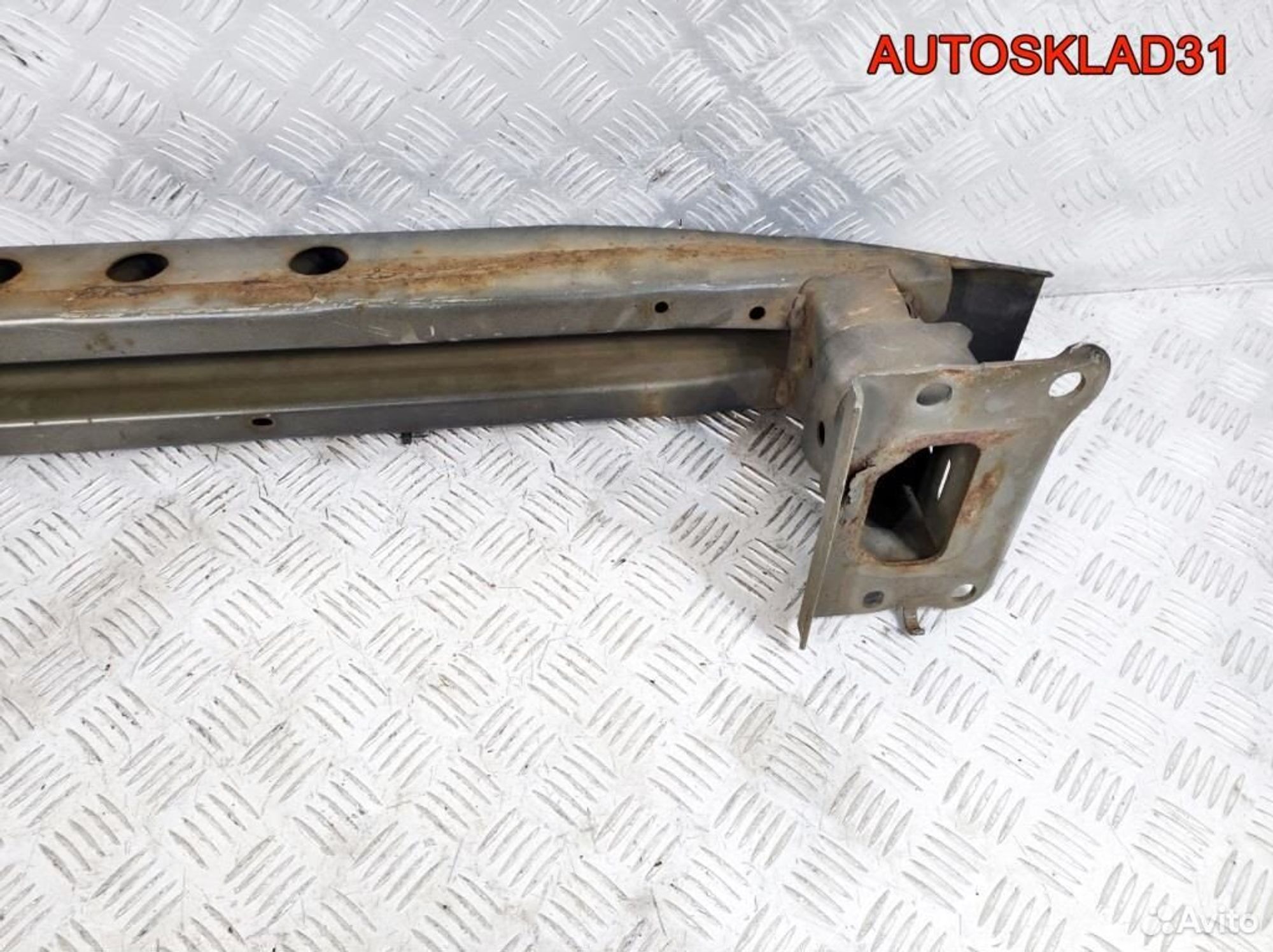 Усилитель переднего бампера Toyota Avensis 2, 3300 рублей, Дубовое