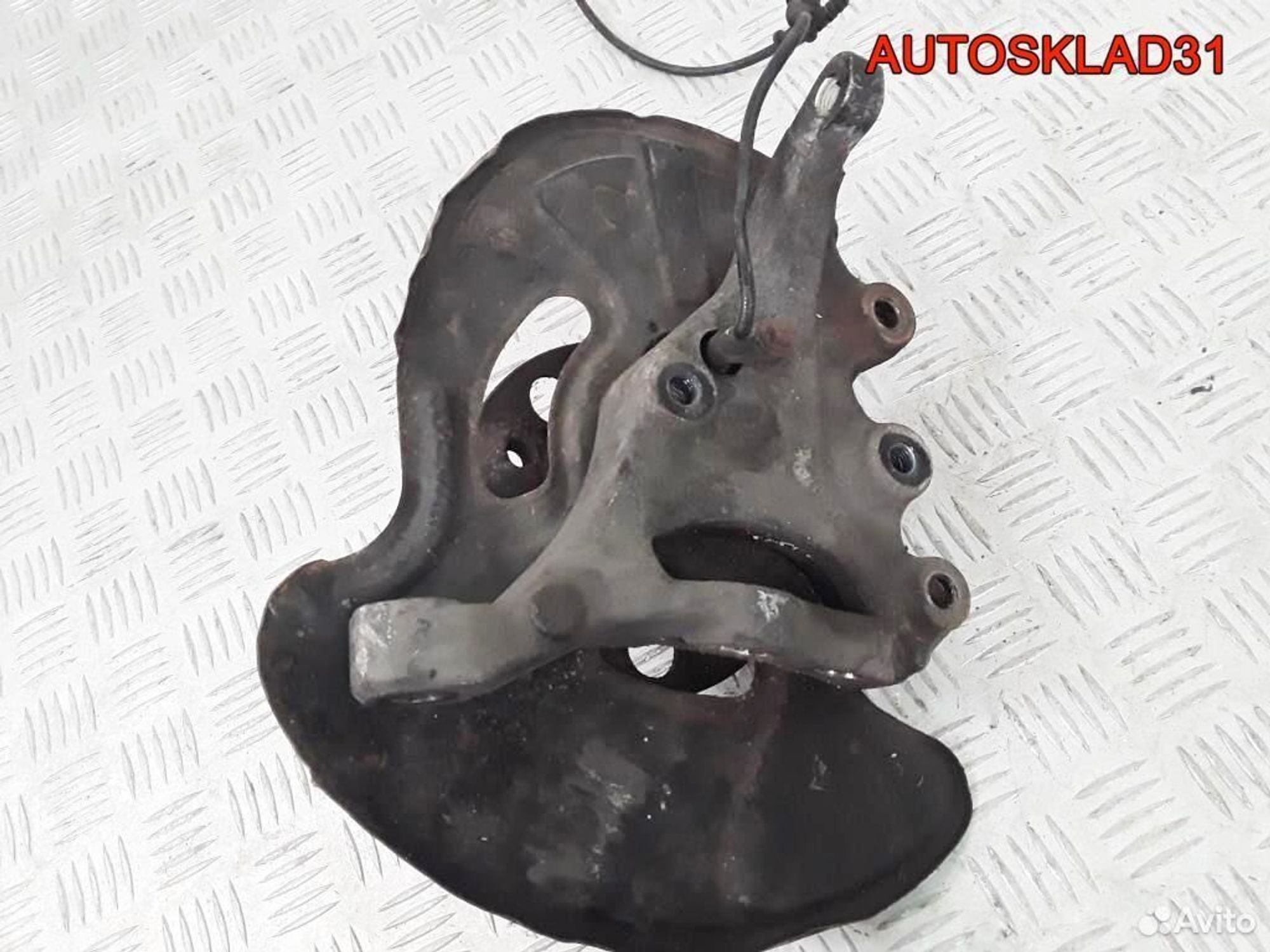 Кулак поворотный передний правый Mercedes W203, 3600 рублей, Дубовое