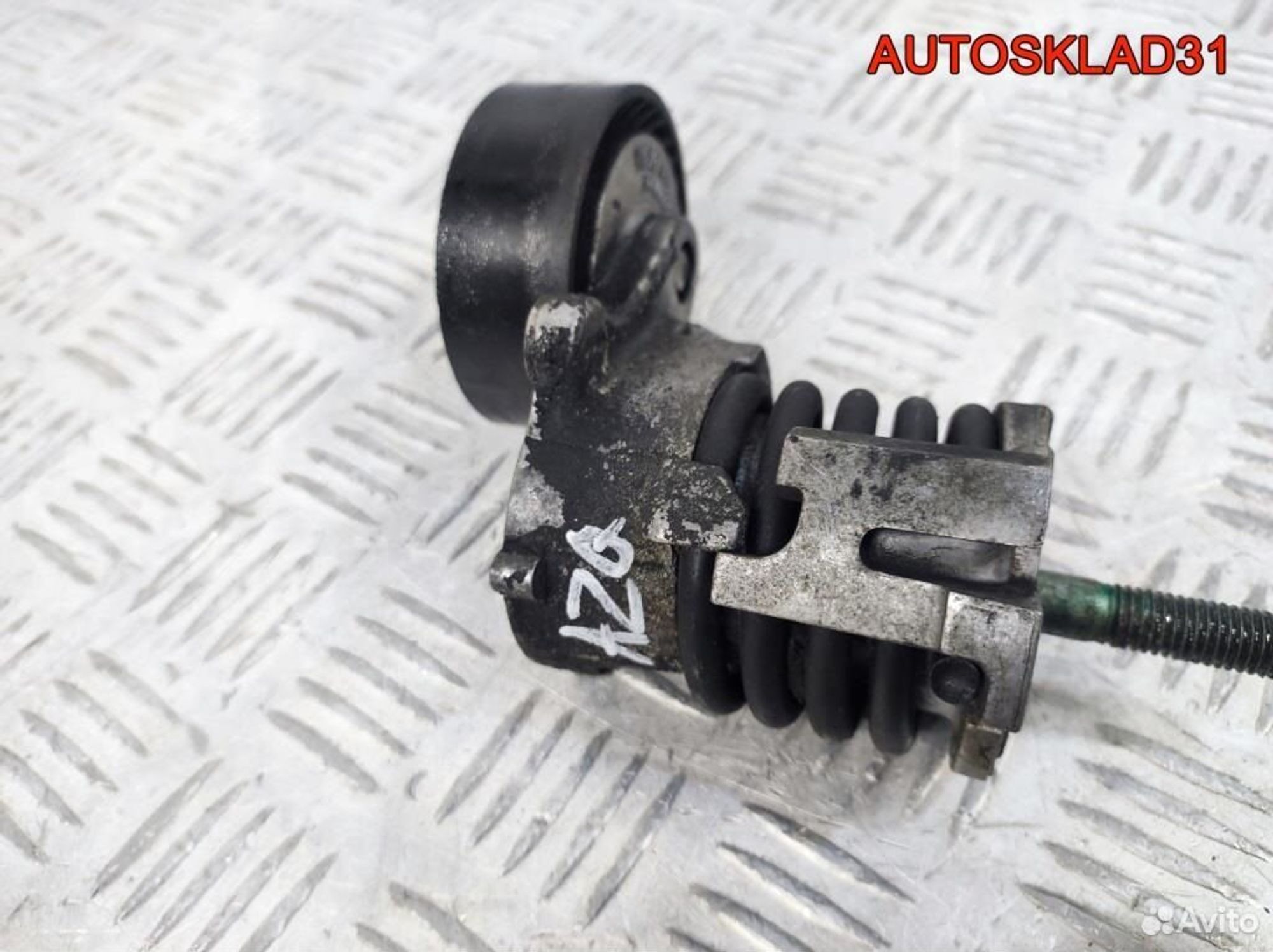 Натяжитель ремня VW Polo 1,2 AZQ 03D903305B Бензин, 500 рублей, Дубовое