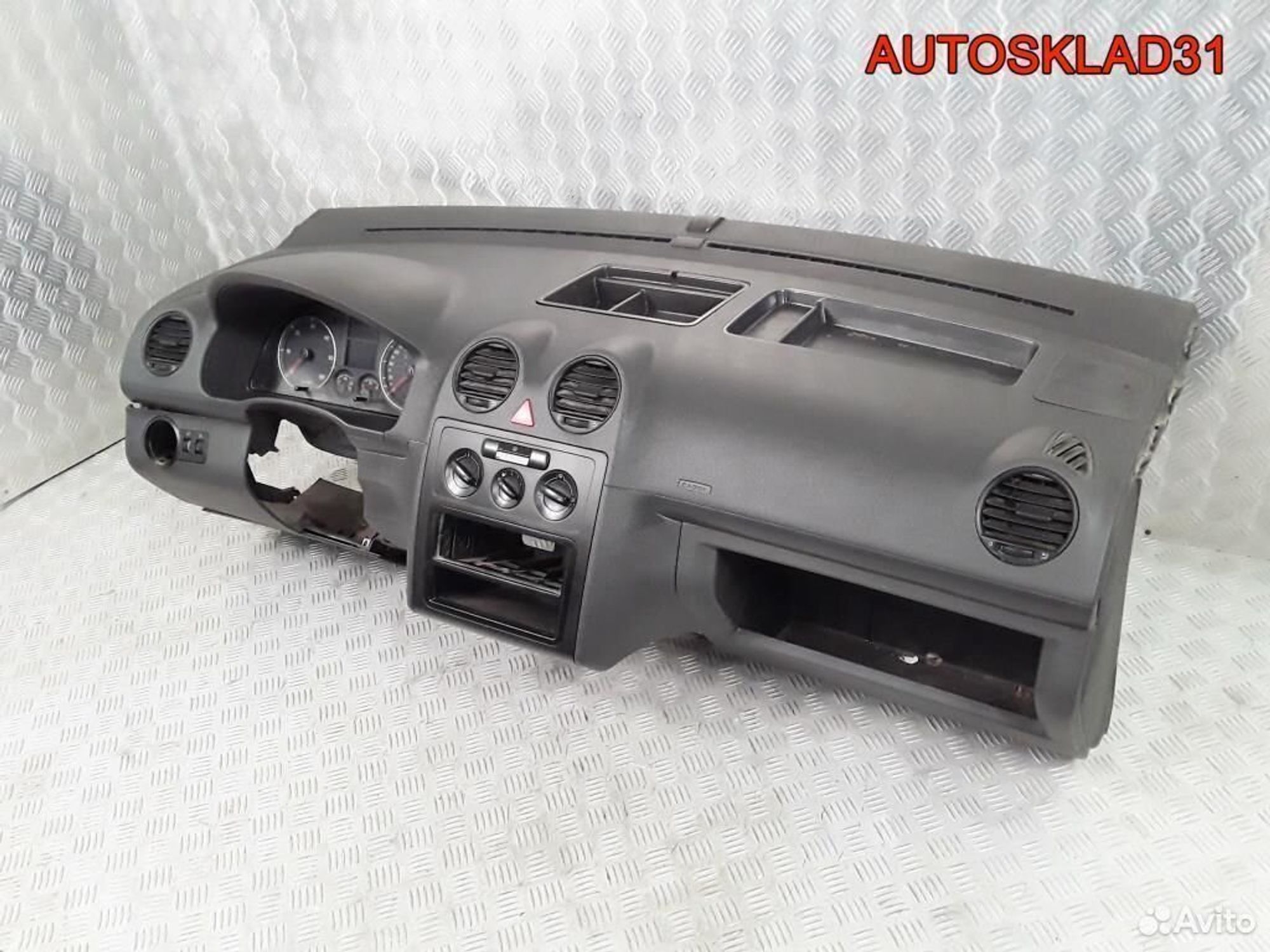 Панель приборная торпедо VW Caddy 3 2k1857003ee71n, 9200 рублей, Дубовое