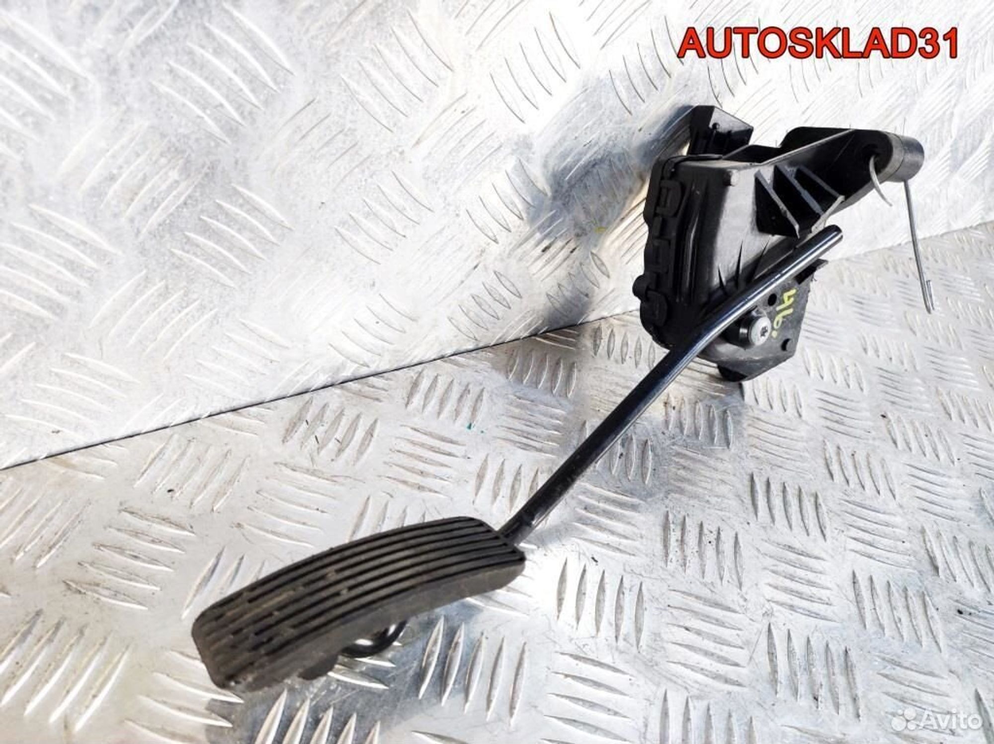 Педаль газа Opel Zafira B 9202343, 1700 рублей, Дубовое