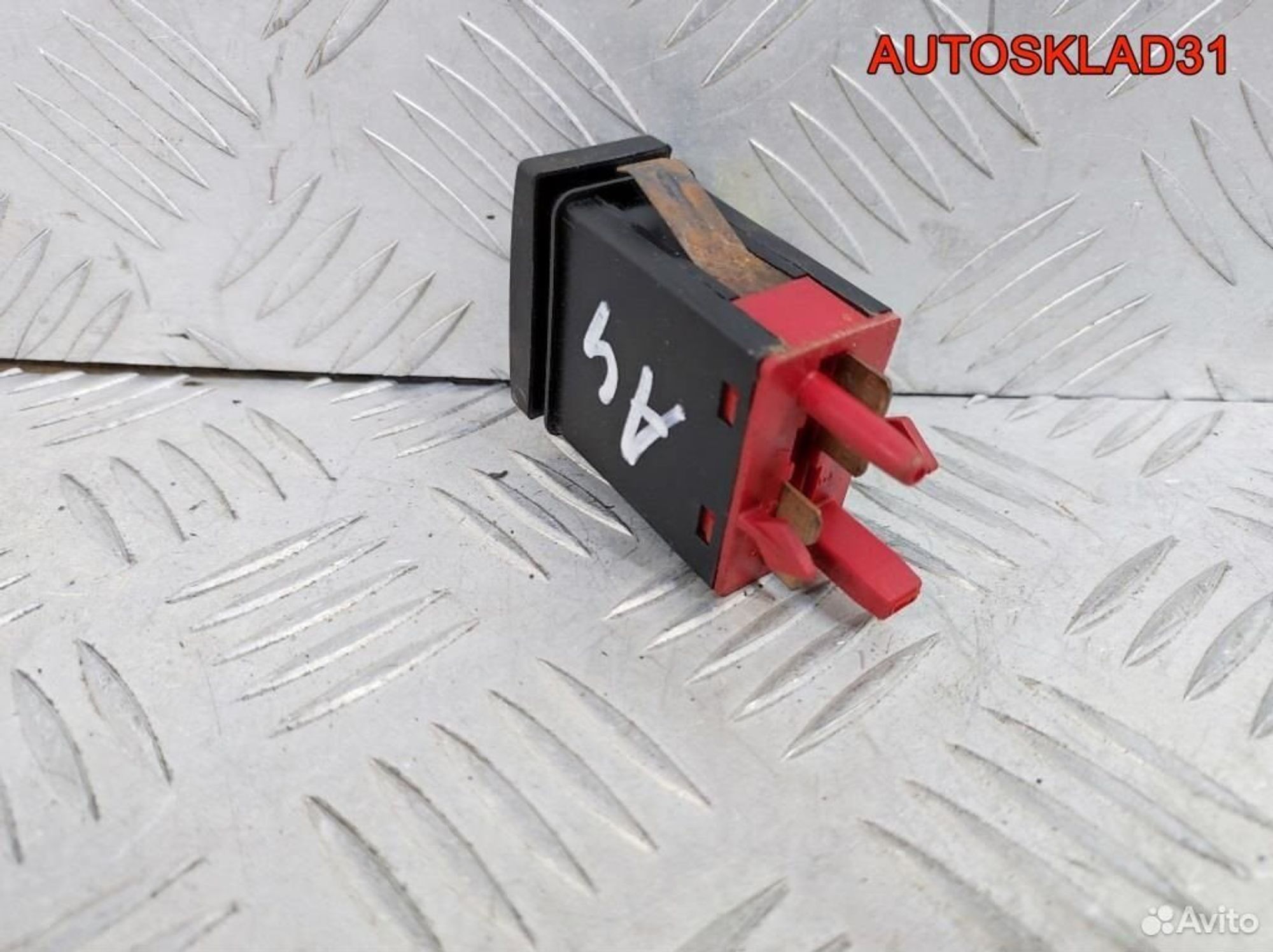 Кнопка антипробуксовочной системы Audi A4 B5, 600 рублей, Дубовое