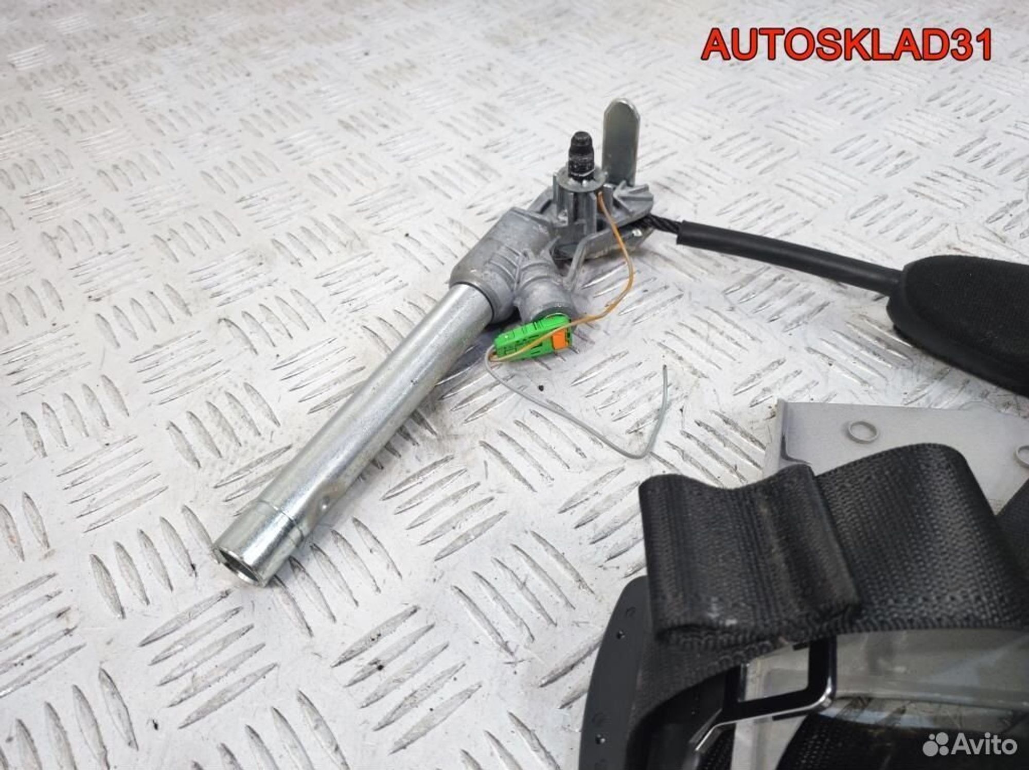 Ремень безопасности передний правый Opel Corsa D, 2900 рублей, Дубовое