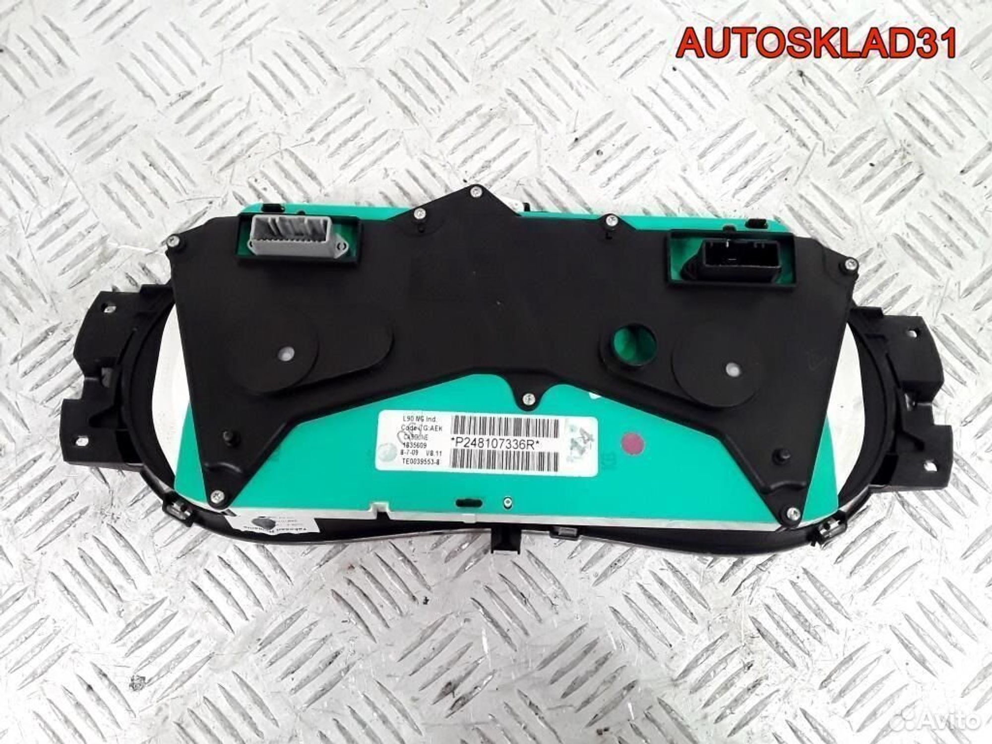 Панель приборов Renault Logan 248107336R Бензин, 2100 рублей, Дубовое