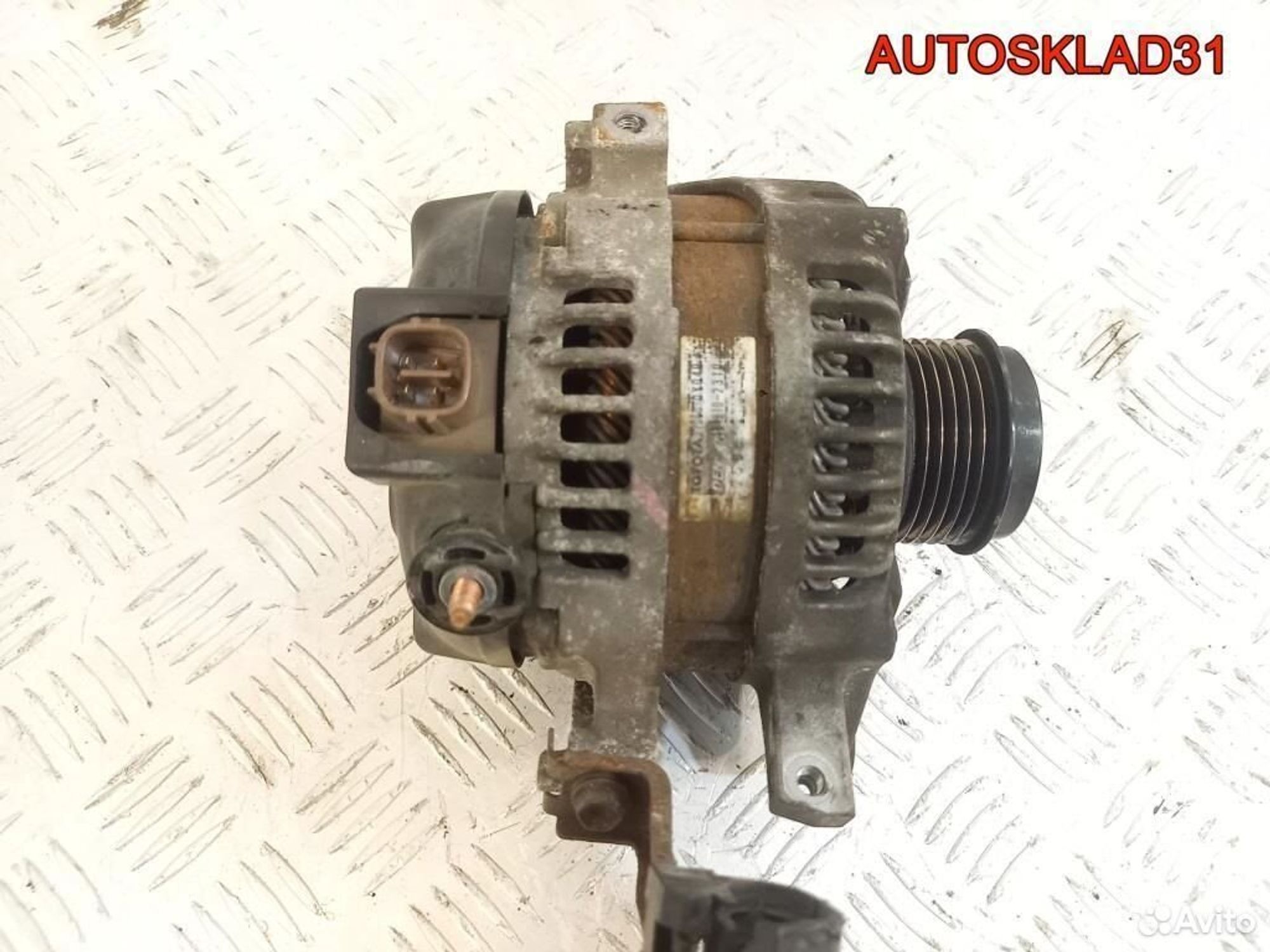 Генератор Toyota Yaris 1.3 1NR 270600Y040, 8100 рублей, Дубовое