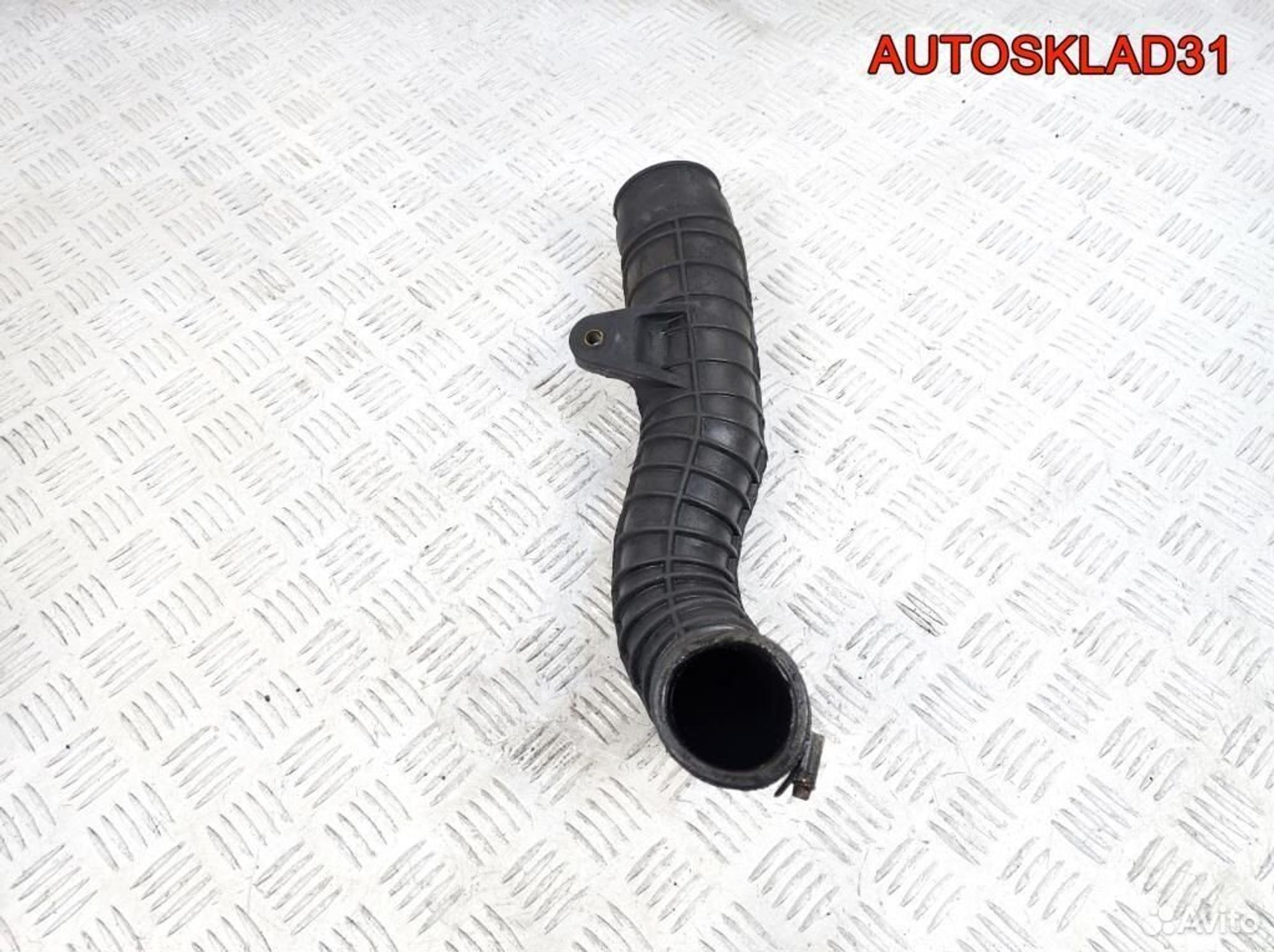 Патрубок воздушного фильтра Mercedes Vito 638, 1300 рублей, Дубовое