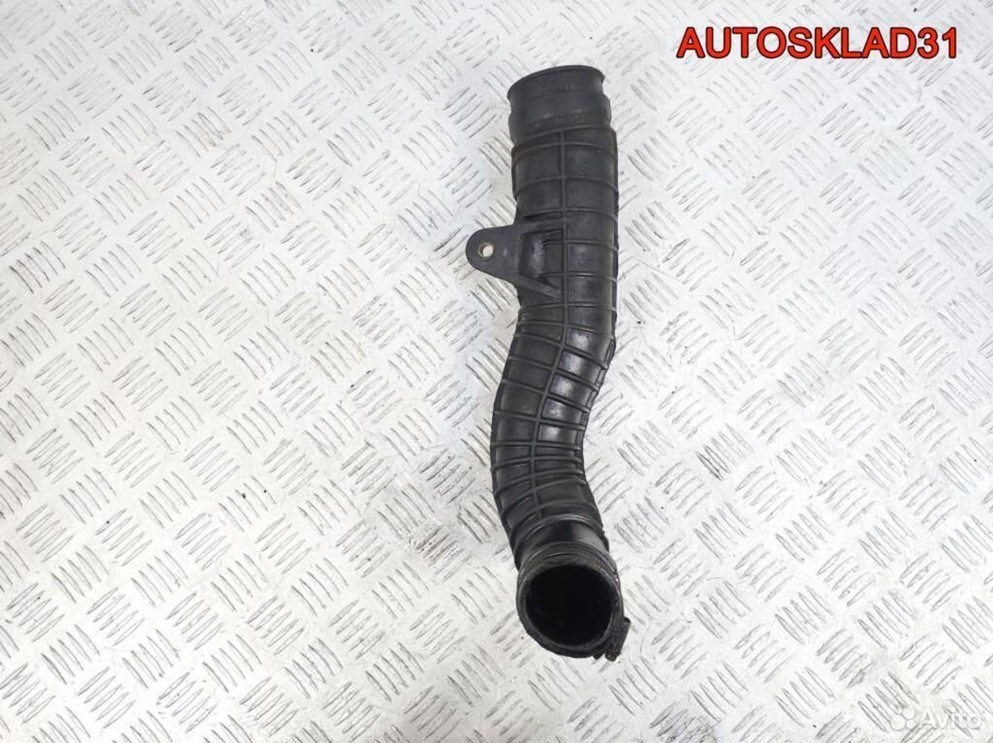 Патрубок воздушного фильтра Mercedes Vito 638, 1300 рублей, Дубовое