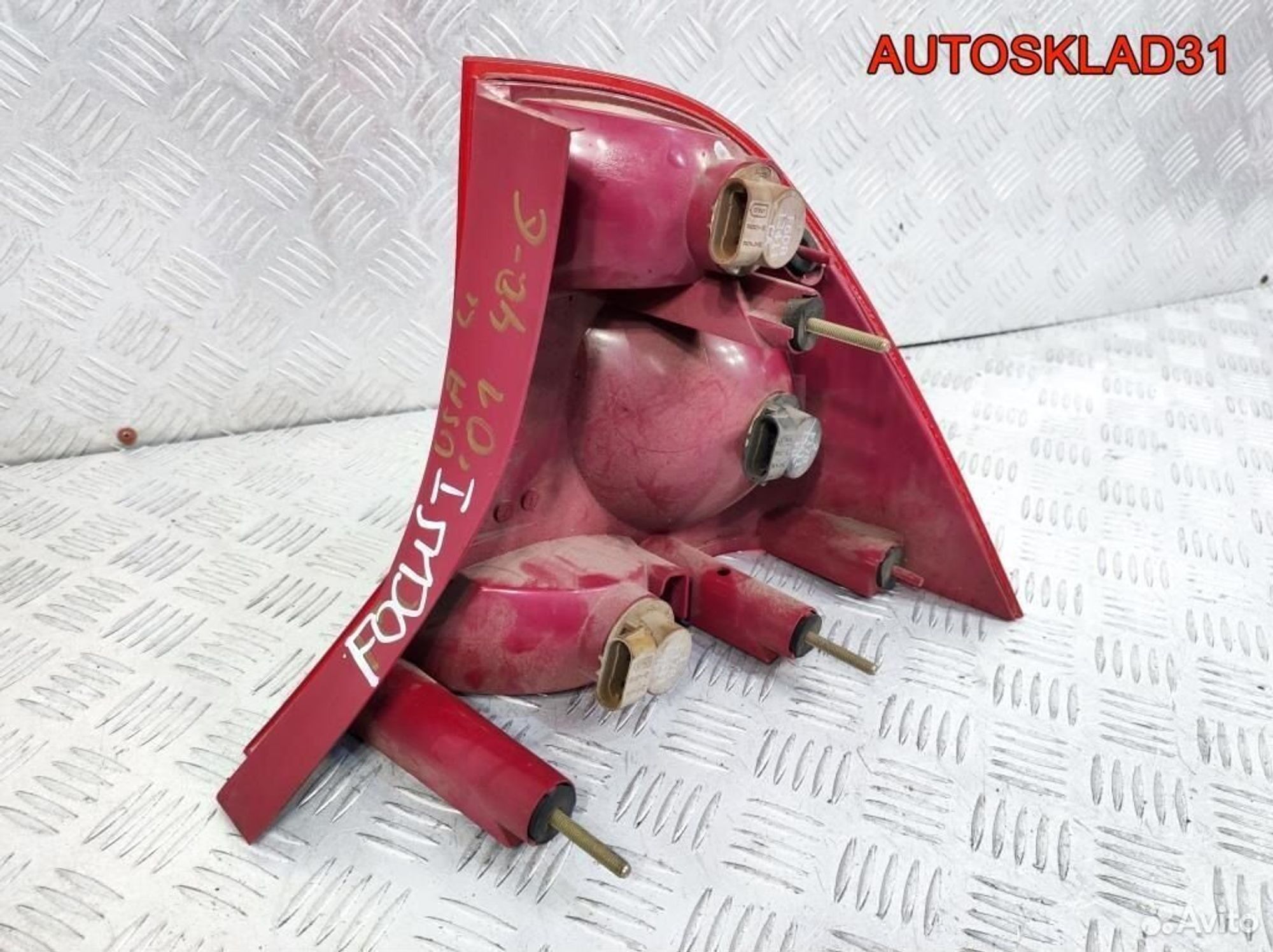 Фонарь задний левый Ford Focus 1 ys4z13405ka Седан, 3200 рублей, Дубовое