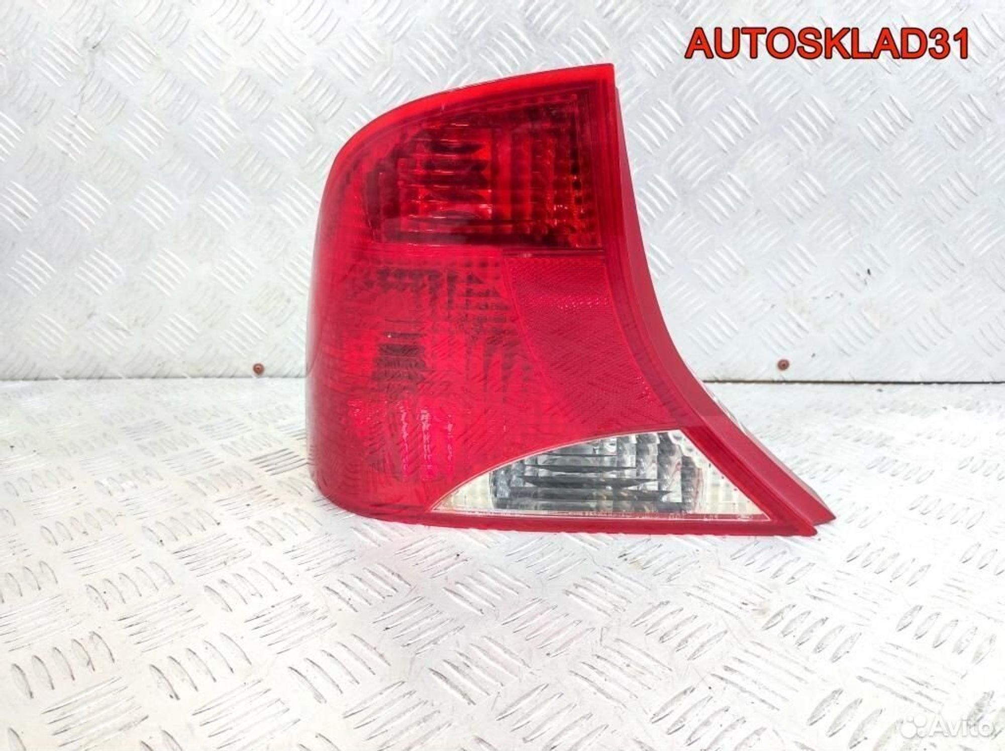 Фонарь задний левый Ford Focus 1 ys4z13405ka Седан, 3200 рублей, Дубовое