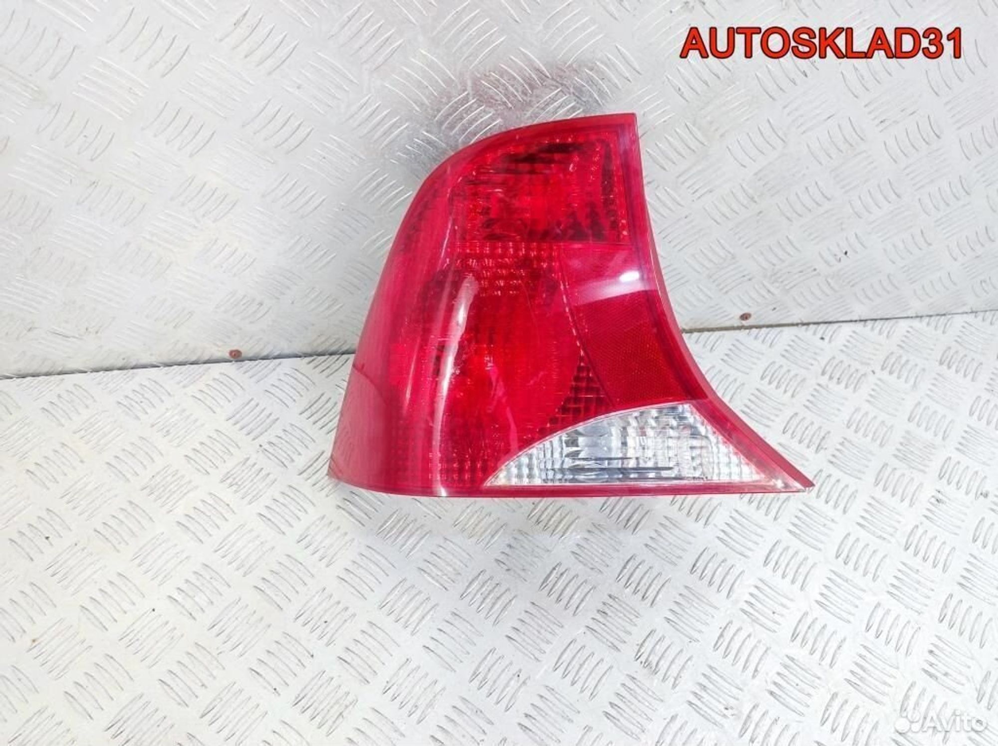 Фонарь задний левый Ford Focus 1 ys4z13405ka Седан, 3200 рублей, Дубовое