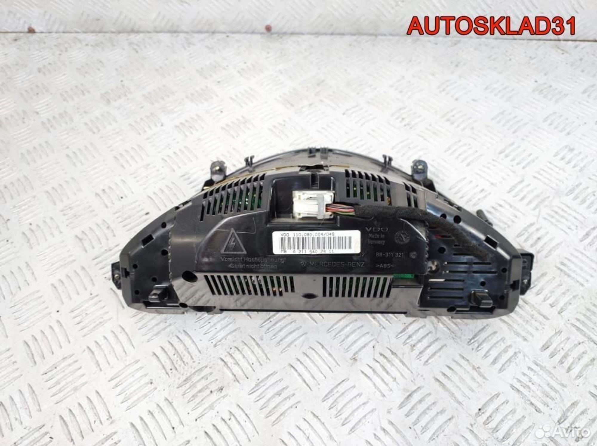 Панель приборов Mercedes Benz W211 A2115407411, 9200 рублей, Дубовое