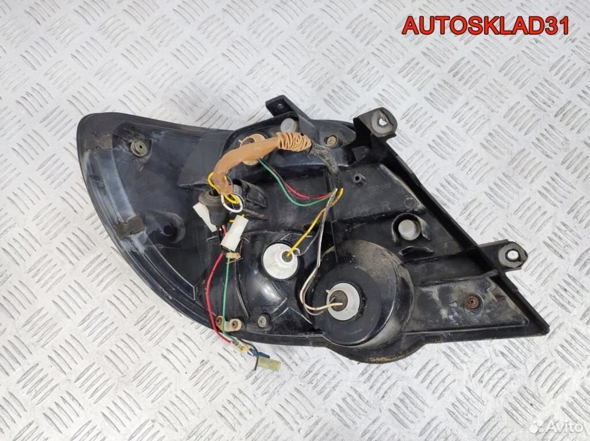 Фонарь задний правый Subaru Impreza G11 Универсал, 4600 рублей, Дубовое