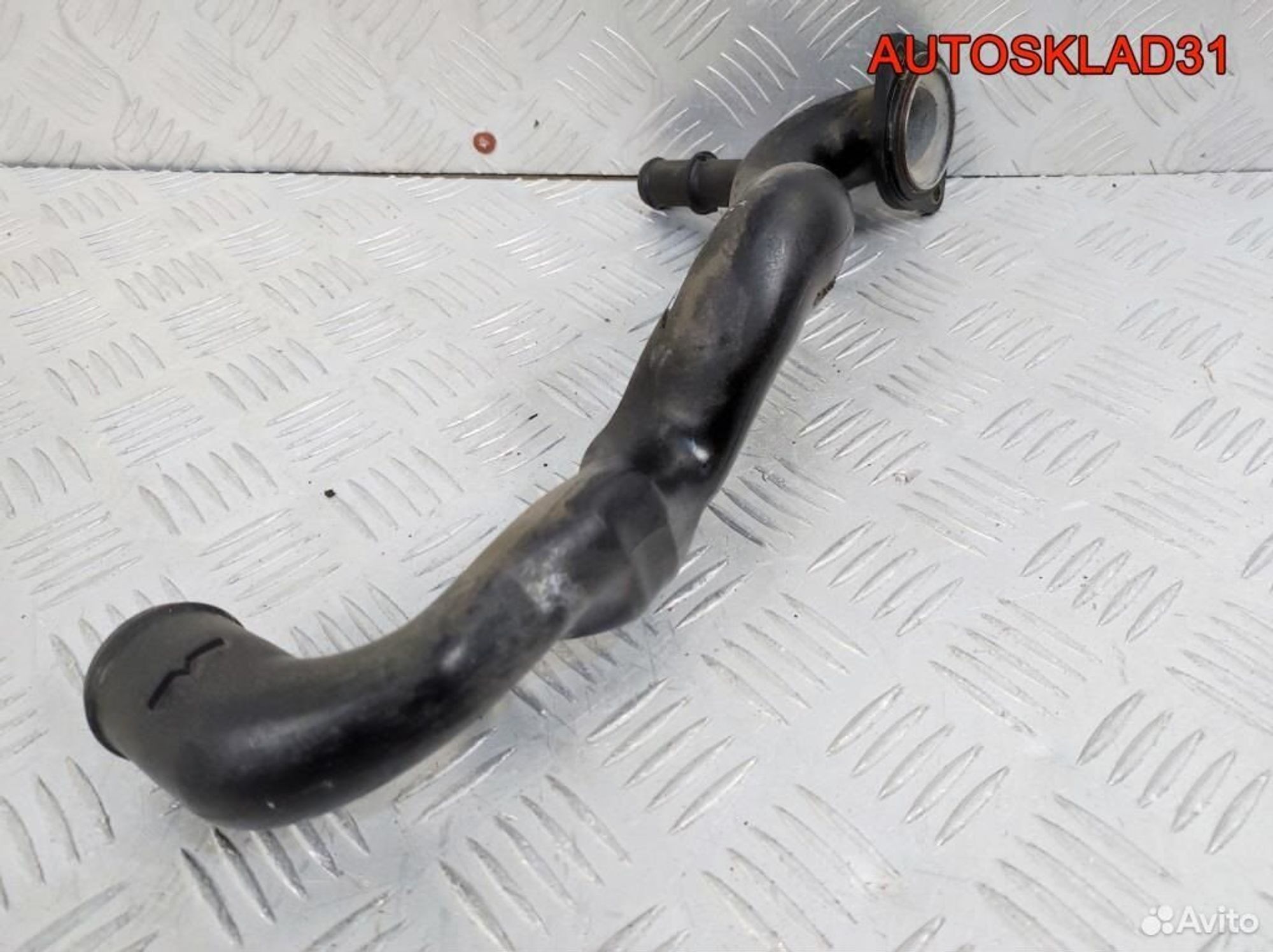 Трубка системы охлаждения VW Golf 4 APF 06A122481, 3600 рублей, Дубовое