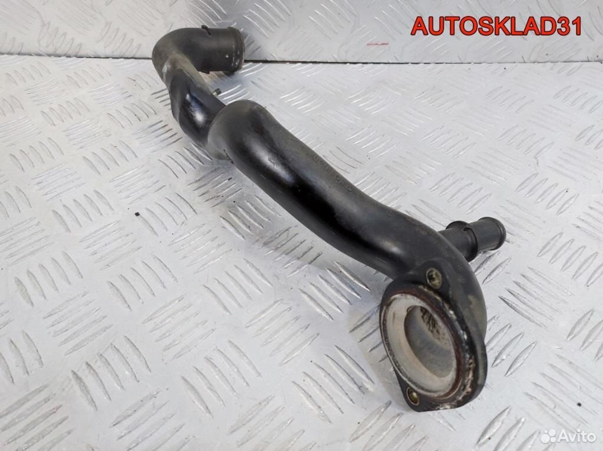 Трубка системы охлаждения VW Golf 4 APF 06A122481, 3600 рублей, Дубовое