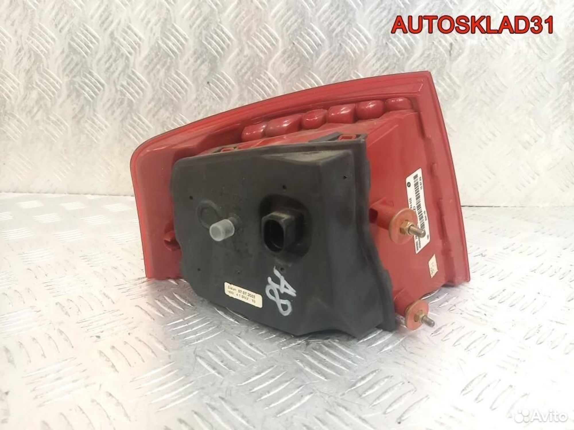 Фонарь задний наружный правый Audi A8 4E0945096C, 10200 рублей, Дубовое