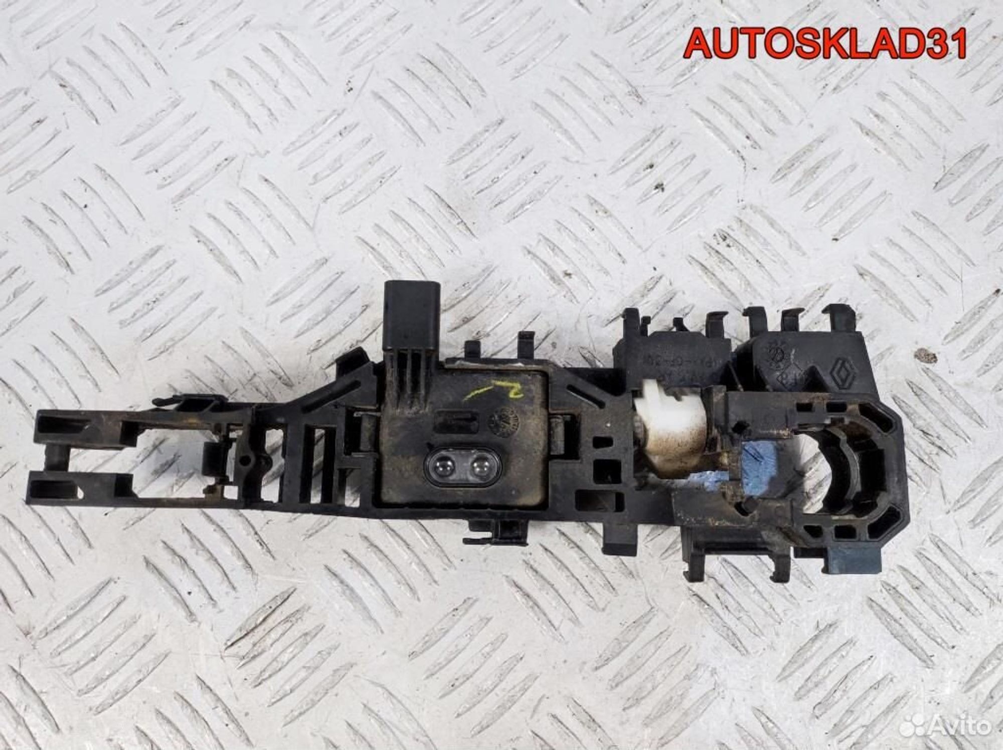 Кронштейн ручки передней правой Renault Megane 2, 1300 рублей, Дубовое