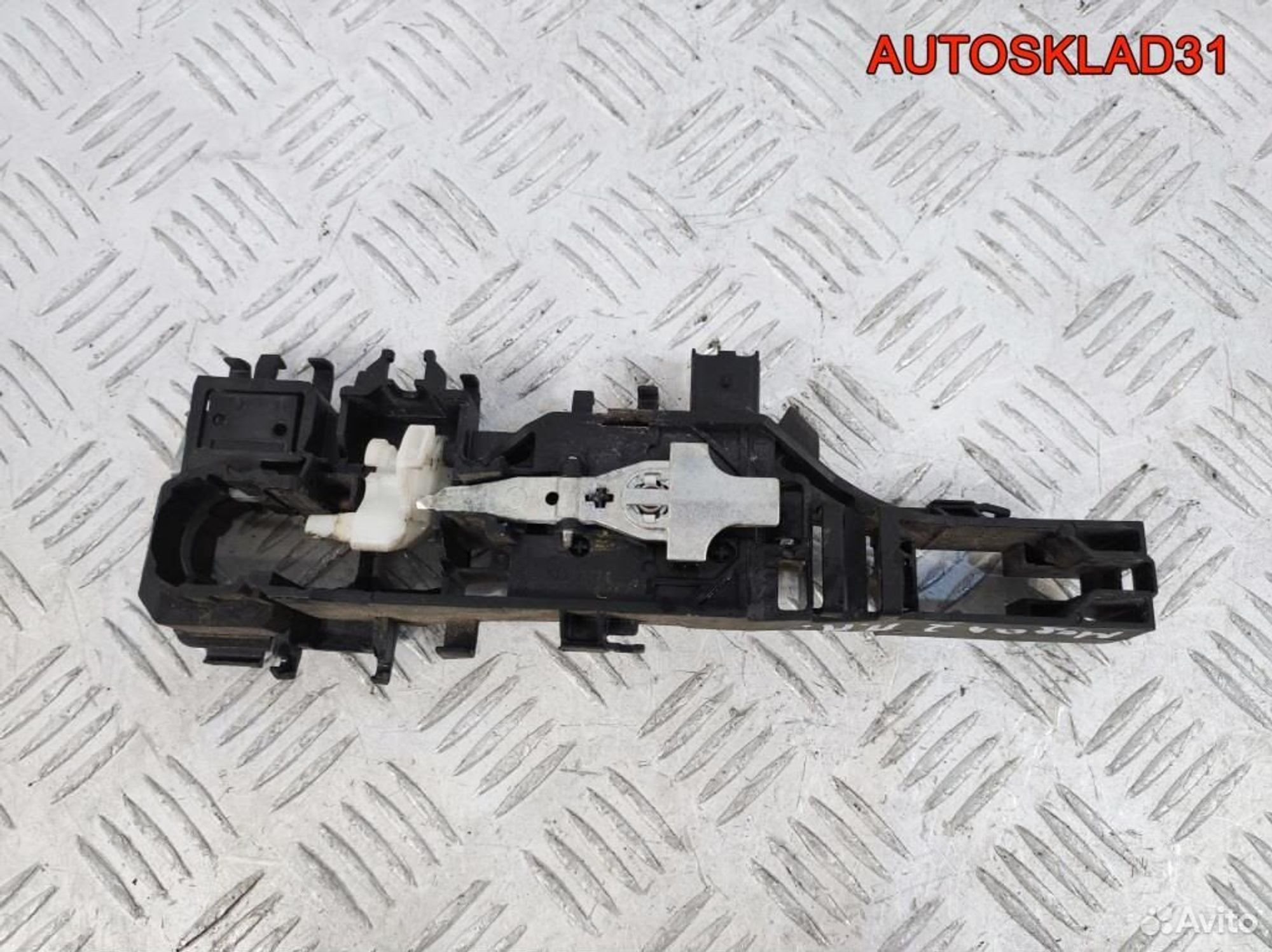 Кронштейн ручки передней правой Renault Megane 2, 1300 рублей, Дубовое