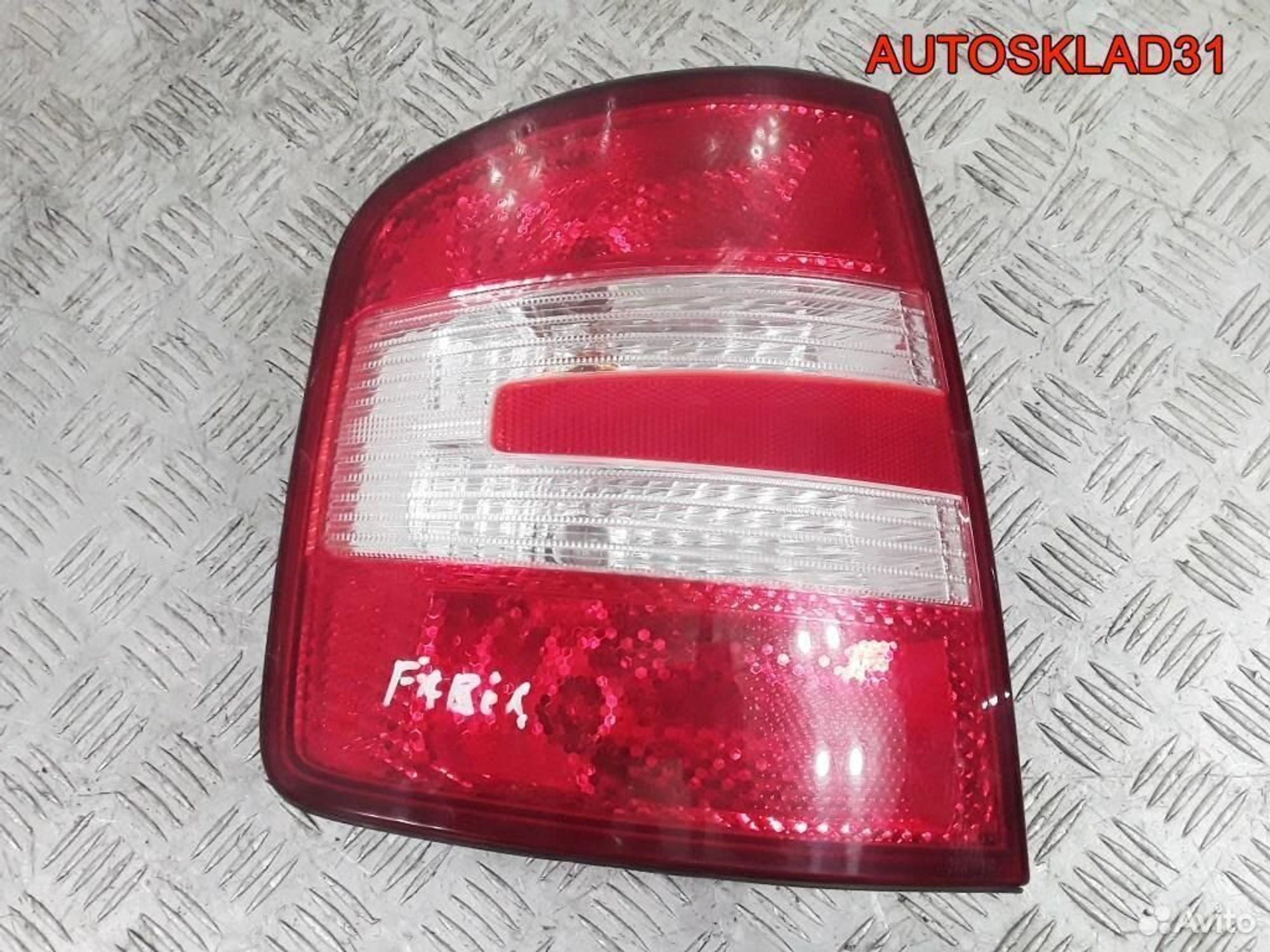 Фонарь задний левый Skoda Fabia 6Y9945095E, 3700 рублей, Дубовое