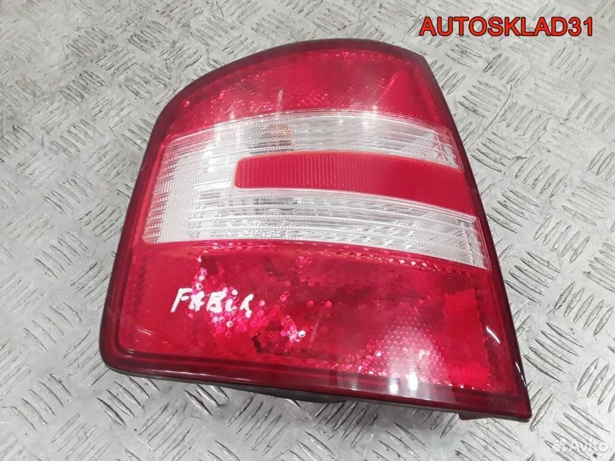 Фонарь задний левый Skoda Fabia 6Y9945095E, 3700 рублей, Дубовое