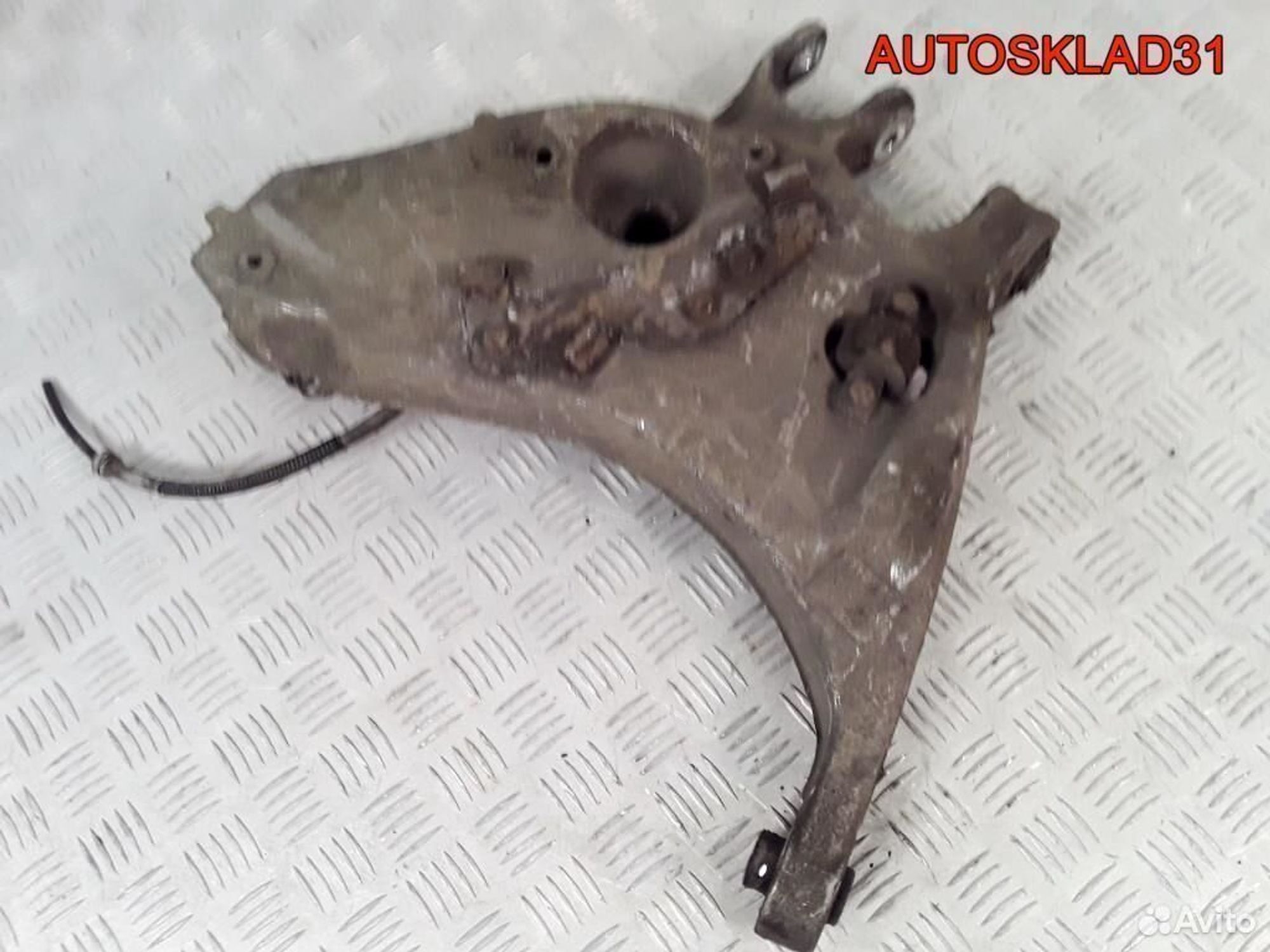 Рычаг задний нижний левый Audi A4 B6 8E0505311T, 1800 рублей, Дубовое