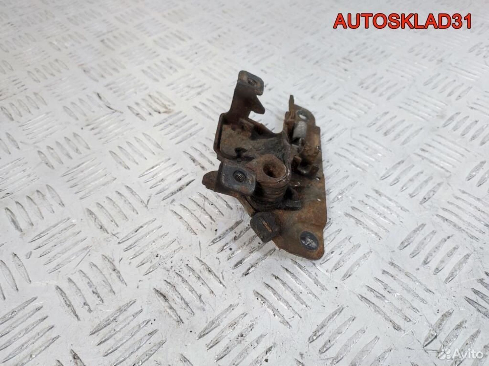 Замок капота Skoda Fabia 6Y0823509D, 1100 рублей, Дубовое